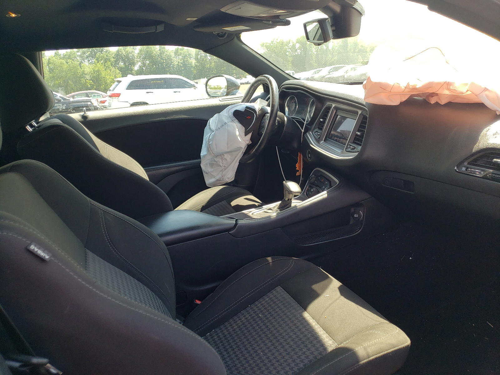 Photo 5 from auction – 2019 DODGE CHALLENGER with VIN 2C3CDZGG9KH759886