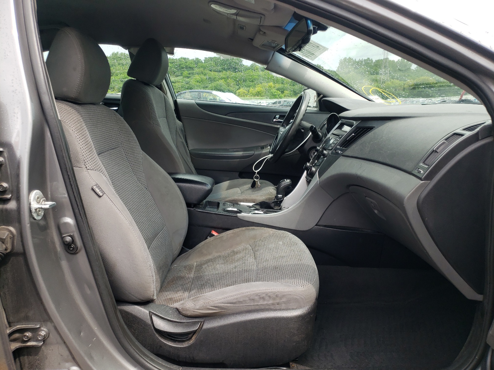 Photo 5 from auction – 2013 HYUNDAI SONATA GLS with VIN 5NPEB4AC6DH505517