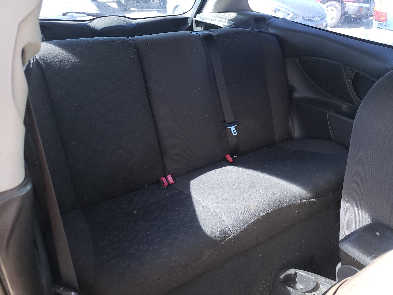 Photo 6 from auction – 2004 FORD FOCUS ZX3 with VIN 3FAFP31344R117060
