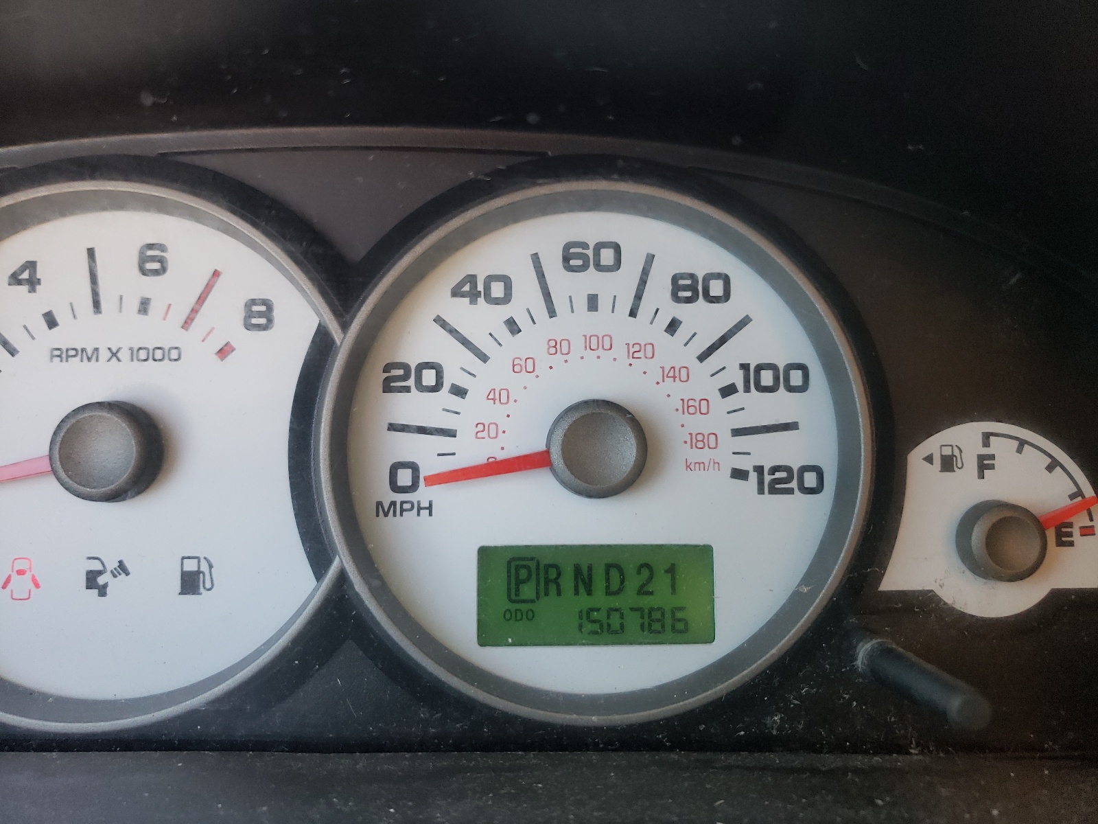 Photo 8 from auction – 2007 FORD ESCAPE XLT with VIN 1FMCU93Z57KA98887