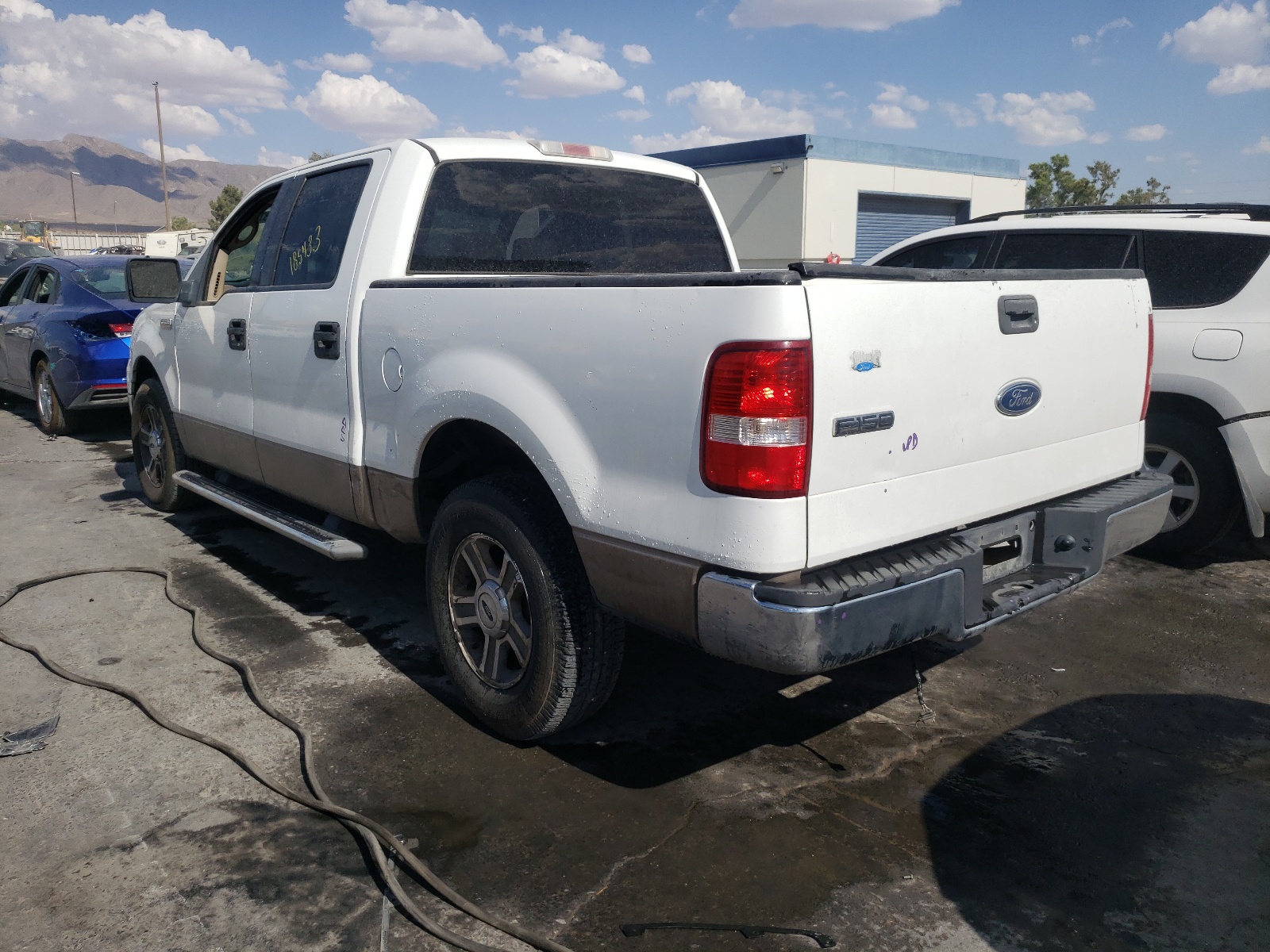 Photo 3 from auction – 2005 FORD F150 SUPER with VIN 1FTRW12W05KD37258