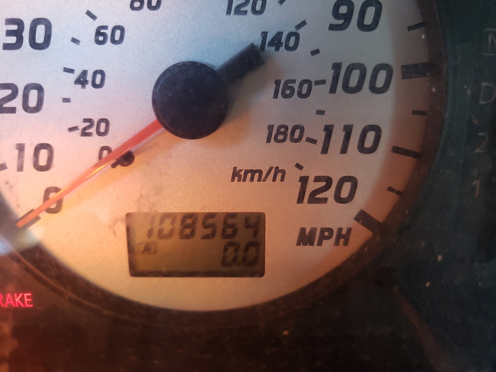 Photo 8 from auction – 2004 NISSAN PATHFINDER with VIN JN8DR09Y94W907305