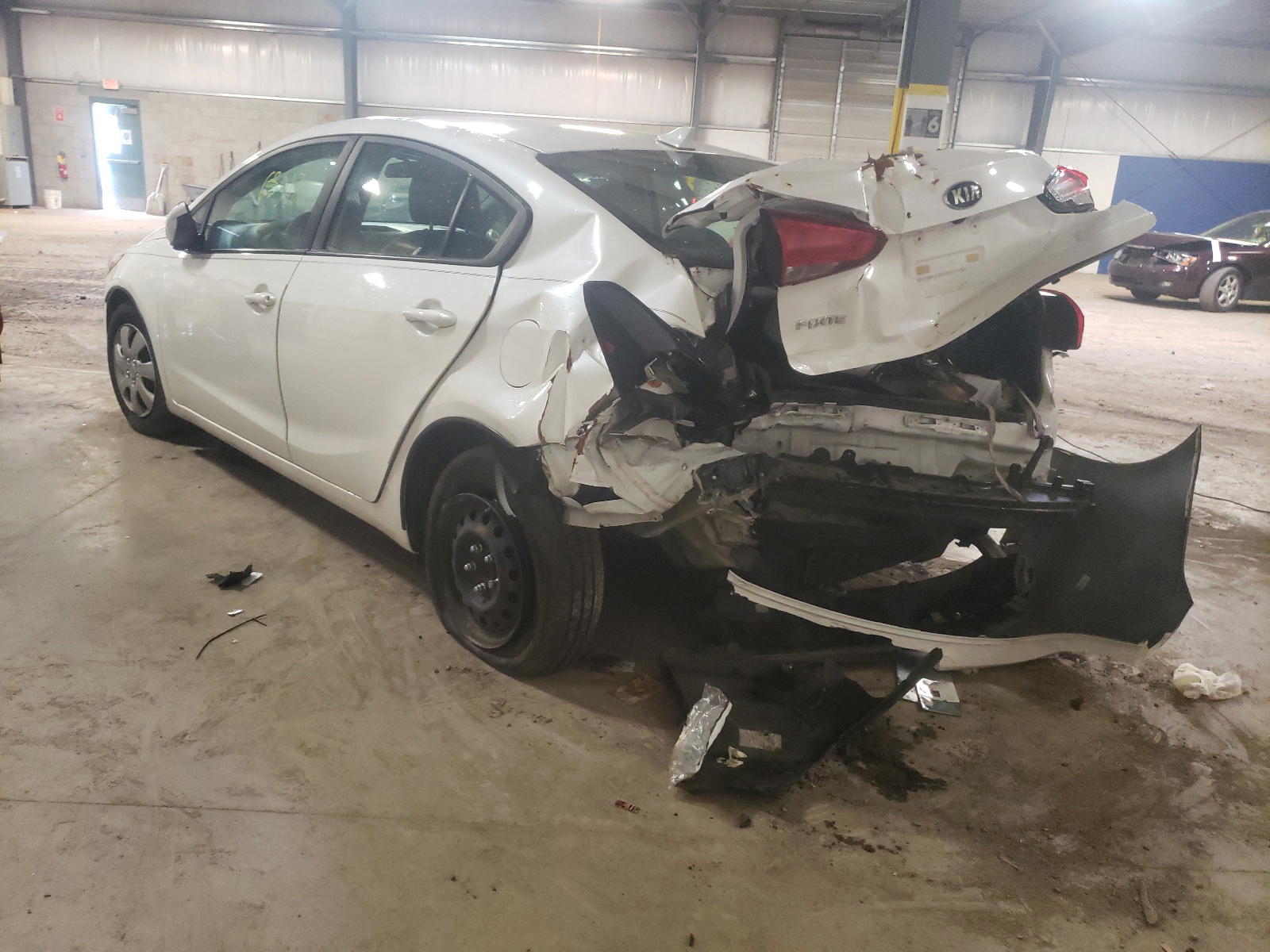 Photo 3 from auction – 2017 KIA FORTE LX with VIN 3KPFL4A71HE015307