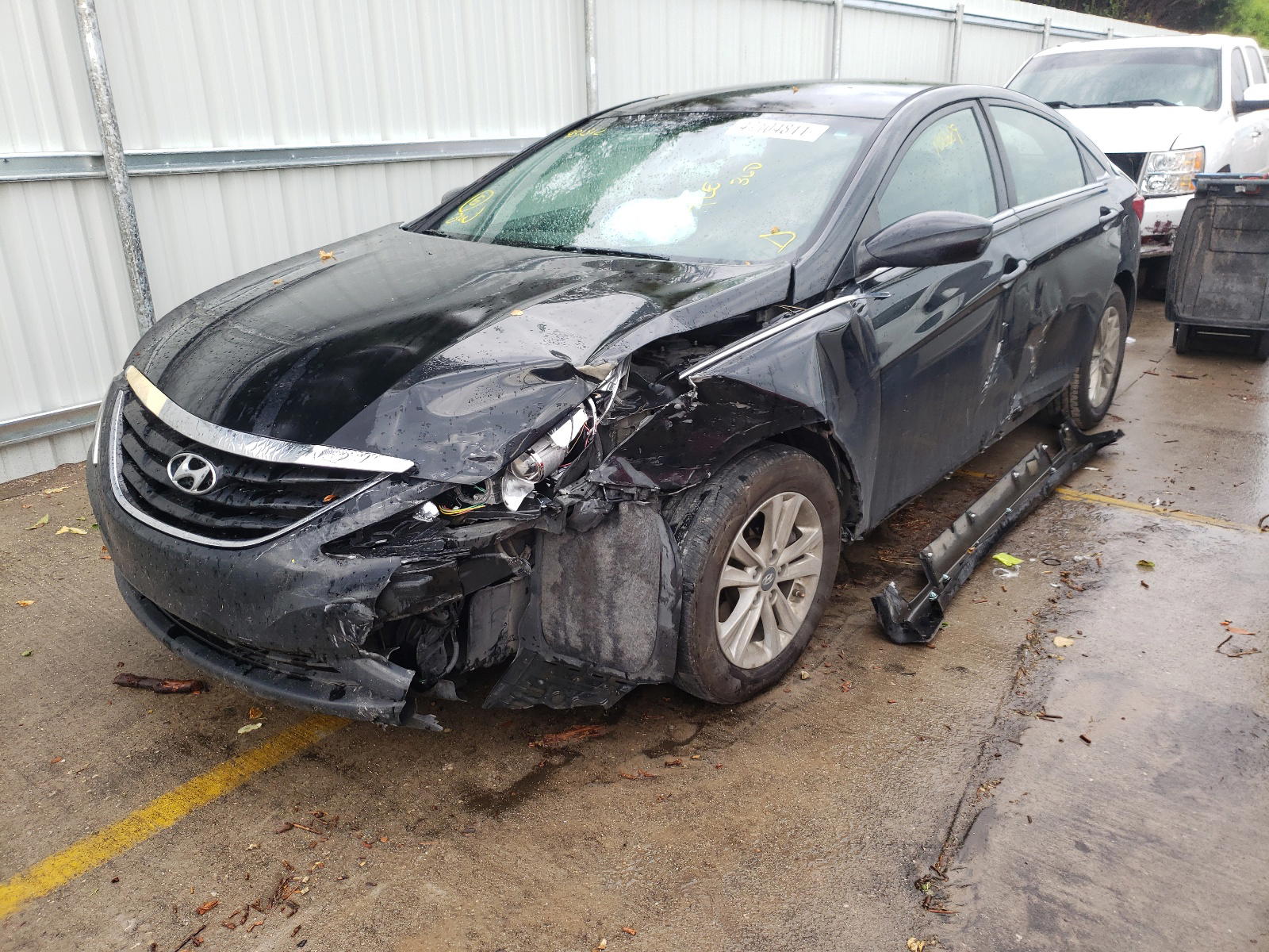 Photo 2 from auction – 2012 HYUNDAI SONATA GLS with VIN 5NPEB4AC3CH431312