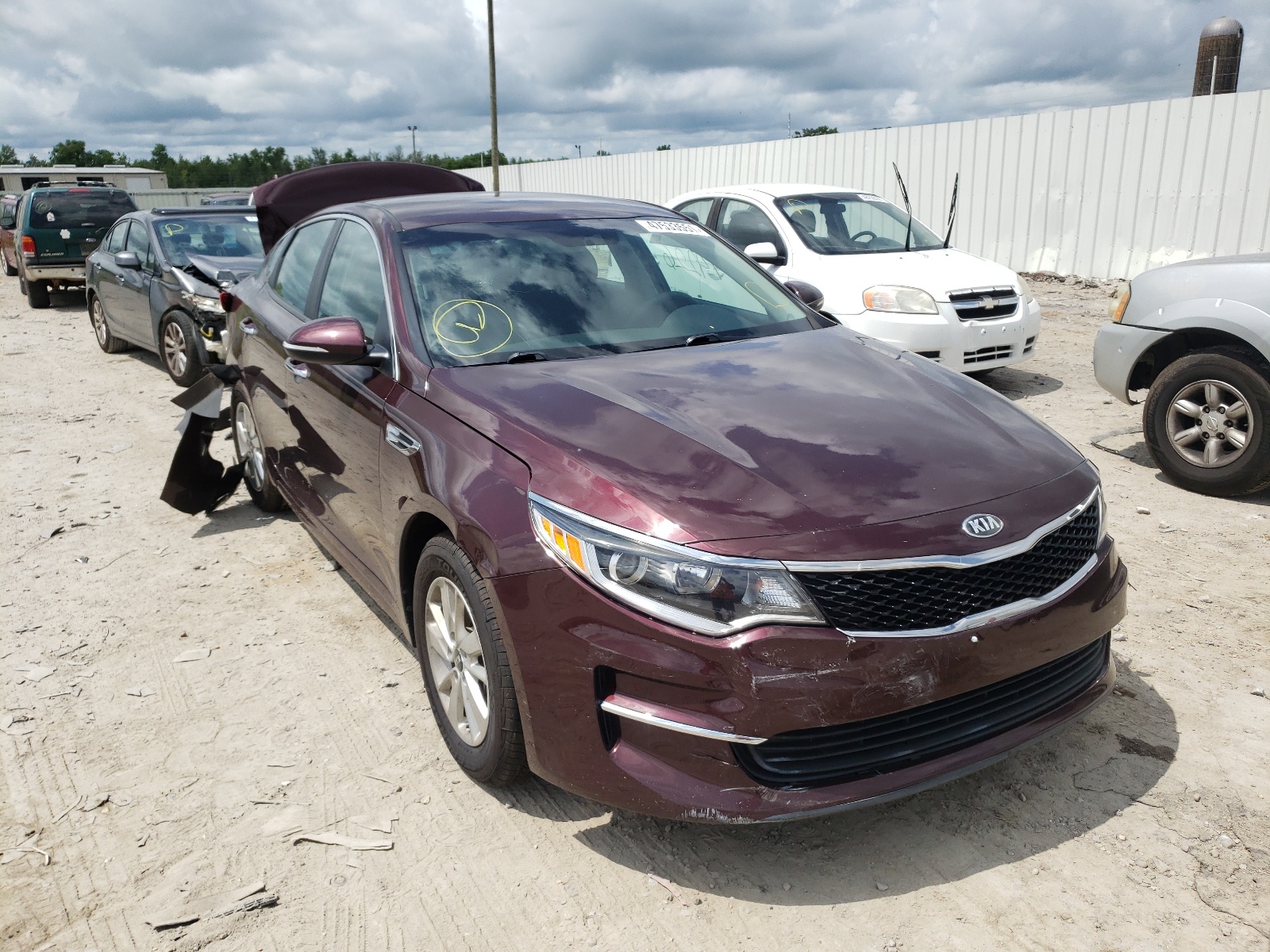 Photo 1 from auction – 2018 KIA OPTIMA LX with VIN 5XXGT4L31JG201425