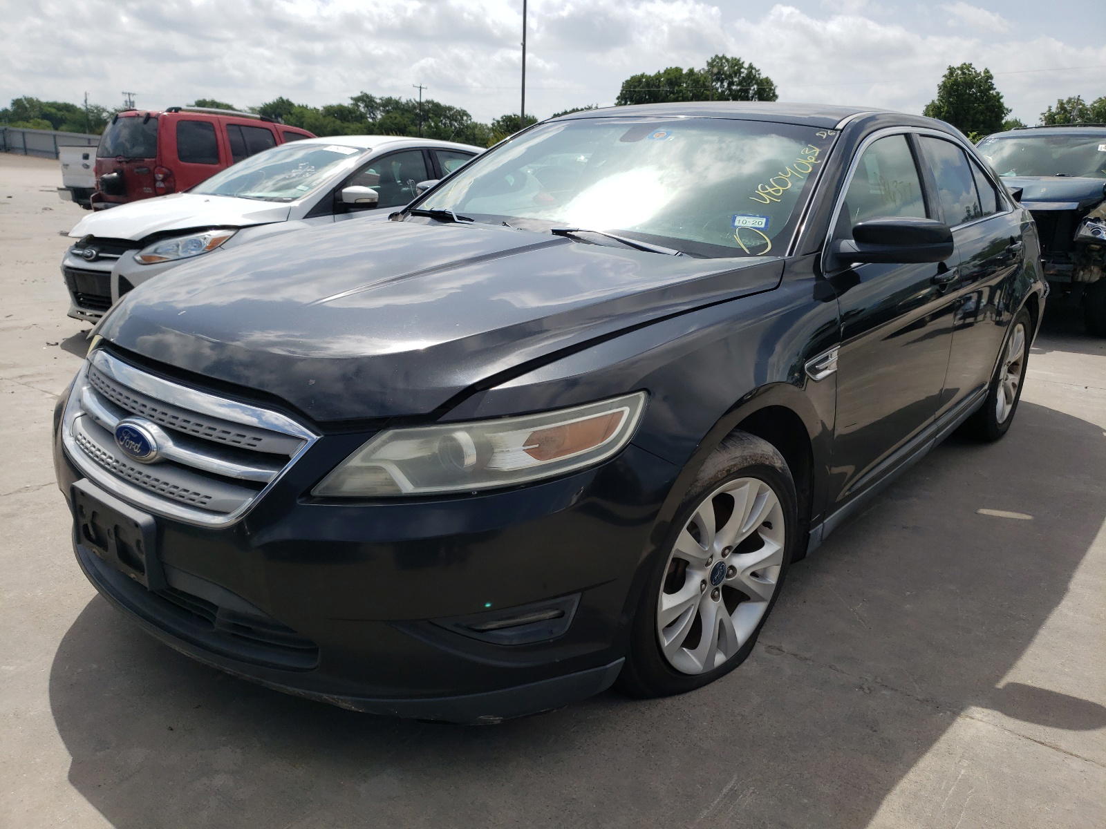 Photo 2 from auction – 2011 FORD TAURUS SEL with VIN 1FAHP2HW4BG159915