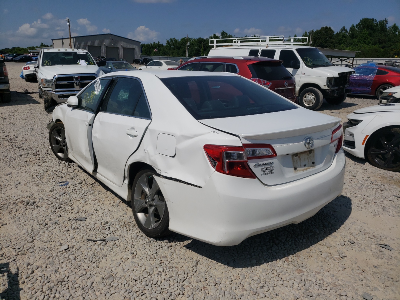 Photo 3 from auction – 2014 TOYOTA CAMRY L with VIN 4T1BF1FK7EU457485