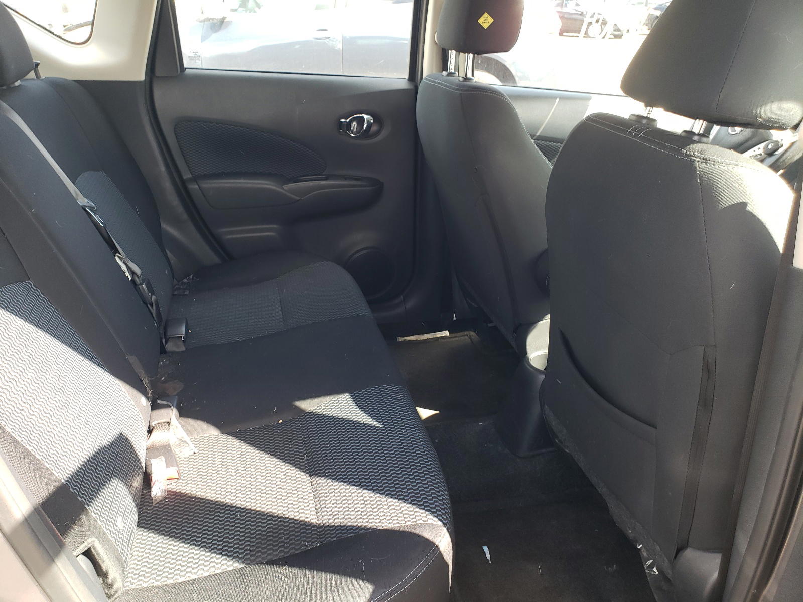 Photo 6 from auction – 2016 NISSAN VERSA NOTE with VIN 3N1CE2CP3GL400590