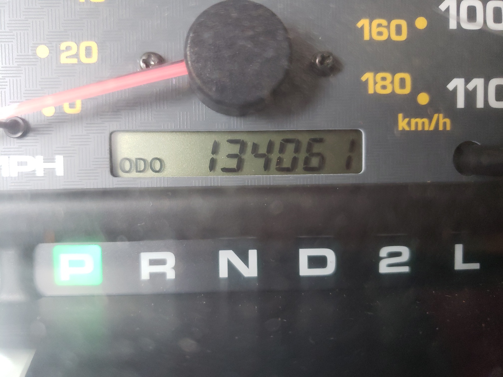 Photo 8 from auction – 2001 TOYOTA 4RUNNER LI with VIN JT3HN87R810337075