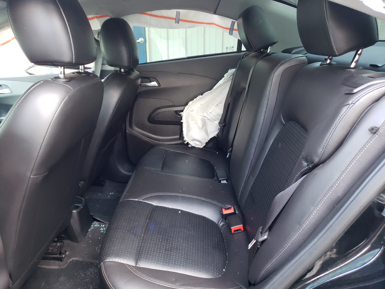 Photo 6 from auction – 2017 CHEVROLET SONIC PREM with VIN 1G1JF5SB5H4119514
