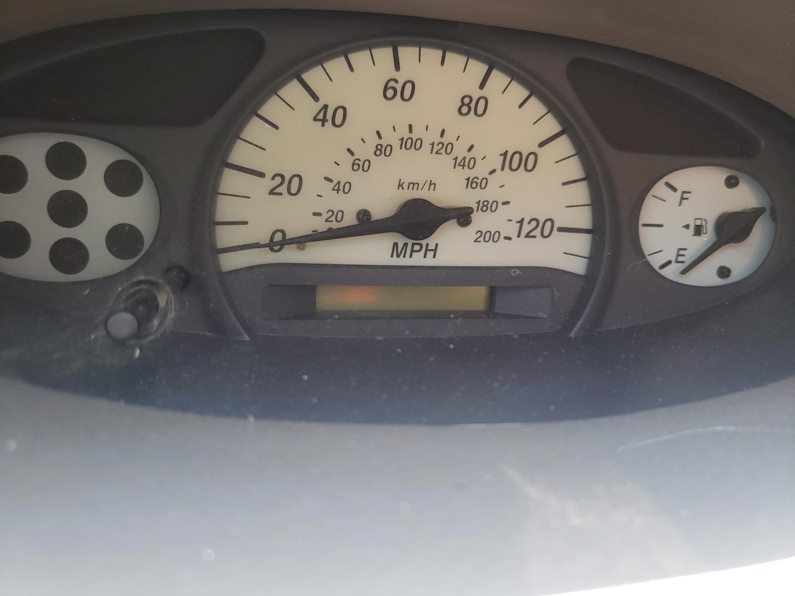 Photo 8 from auction – 2003 TOYOTA ECHO with VIN JTDBT123930286528