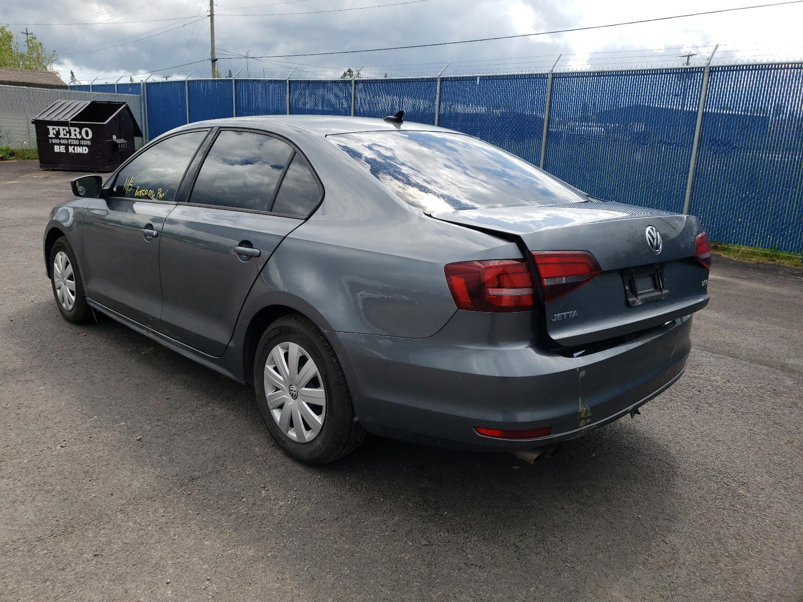 Photo 3 from auction – 2017 VOLKSWAGEN JETTA S with VIN 3VW2B7AJ2HM292467