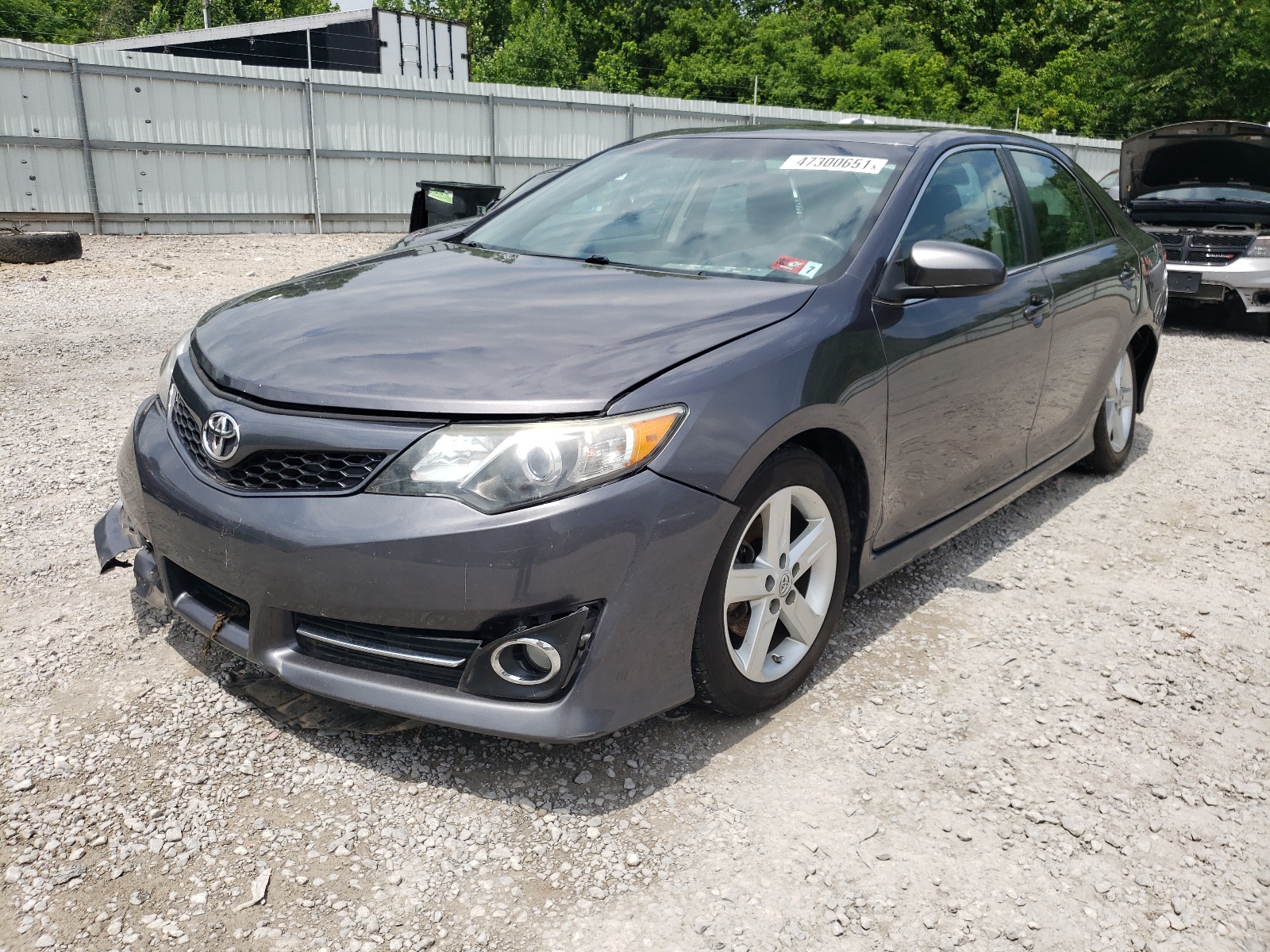 Photo 2 from auction – 2014 TOYOTA CAMRY L with VIN 4T1BF1FK3EU387256