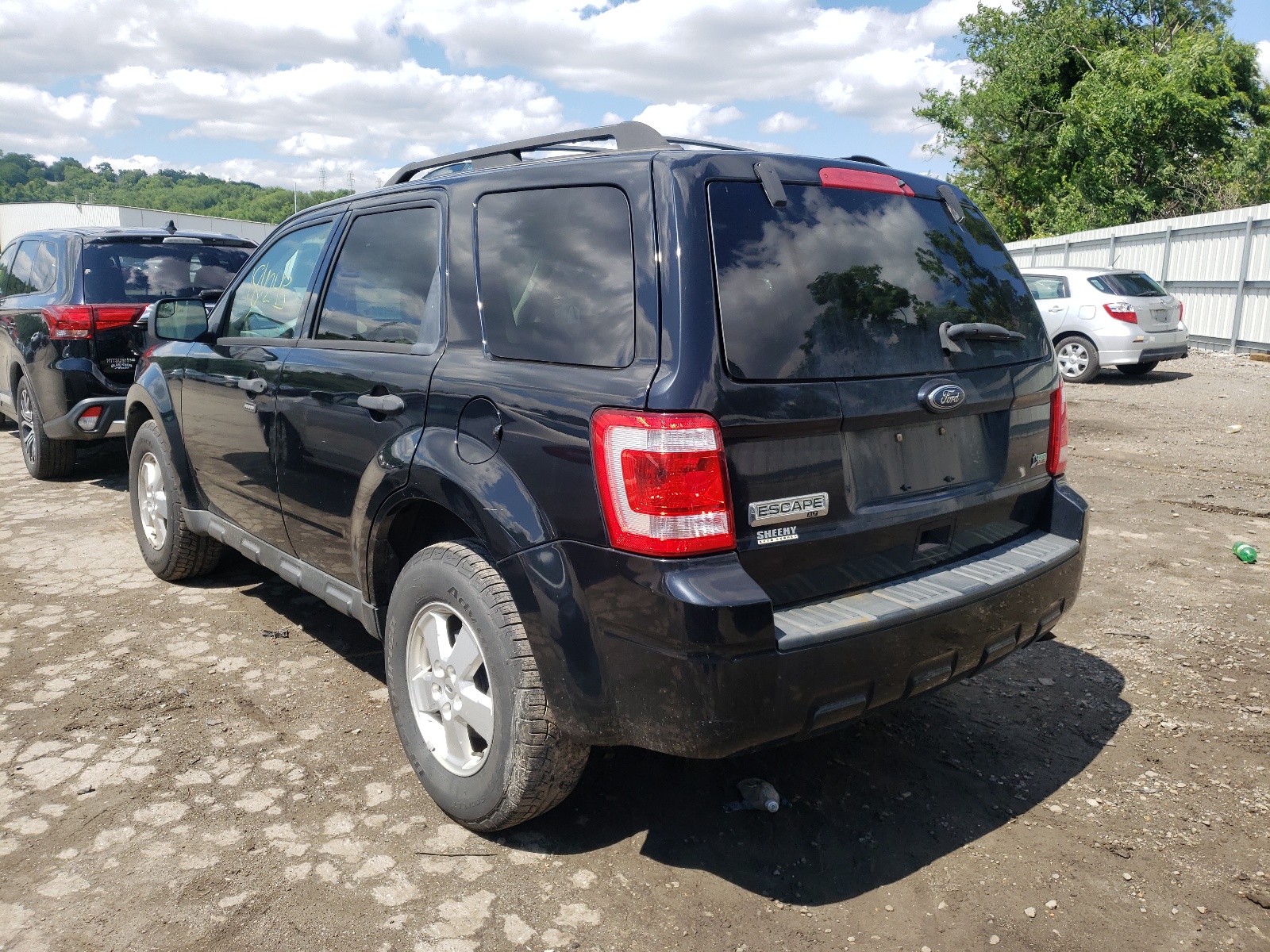Foto 3 de la subasta – 2010 FORD ESCAPE XLT con VIN 1FMCU9DG2AKD24940