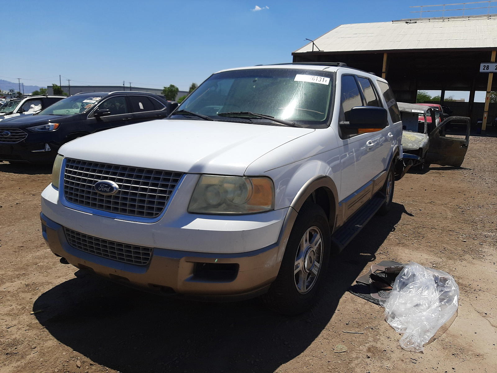 Photo 2 from auction – 2003 FORD EXPEDITION with VIN 1FMFU18L03LA51337
