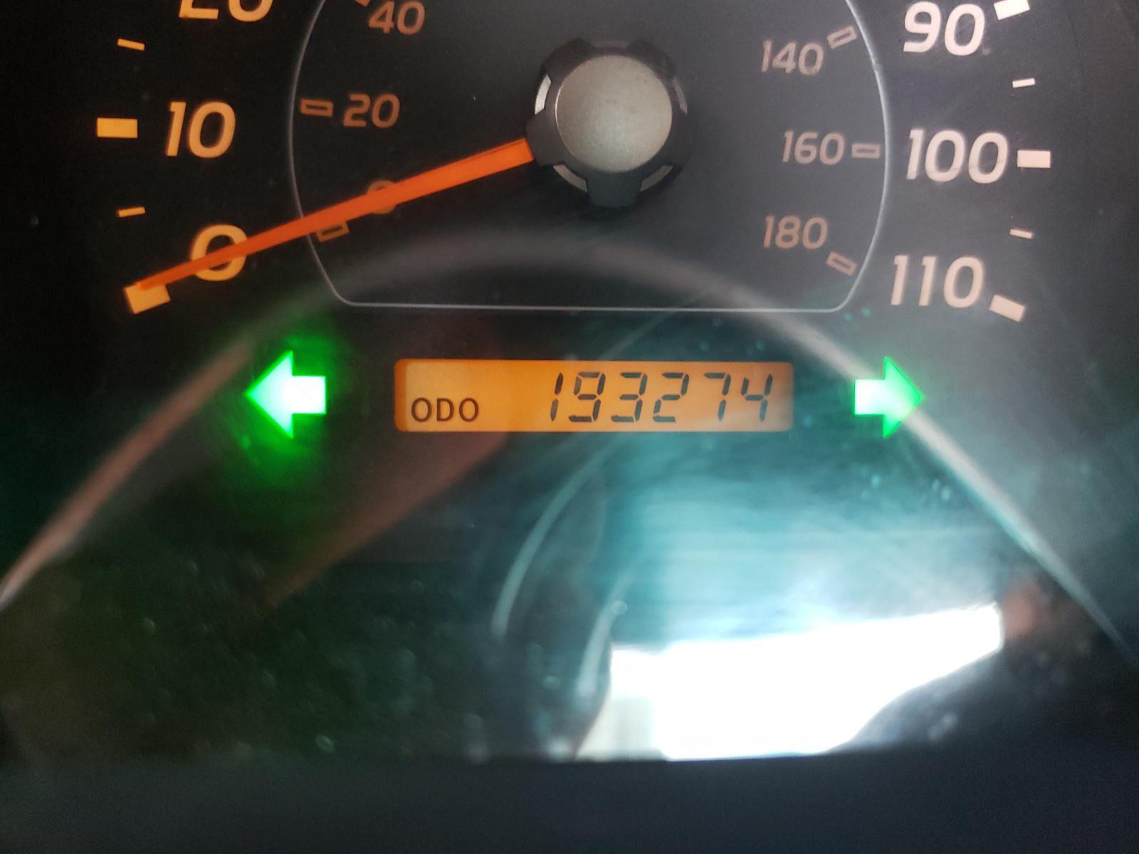 Photo 8 from auction – 2006 TOYOTA 4RUNNER SR with VIN JTEZU14R668063474