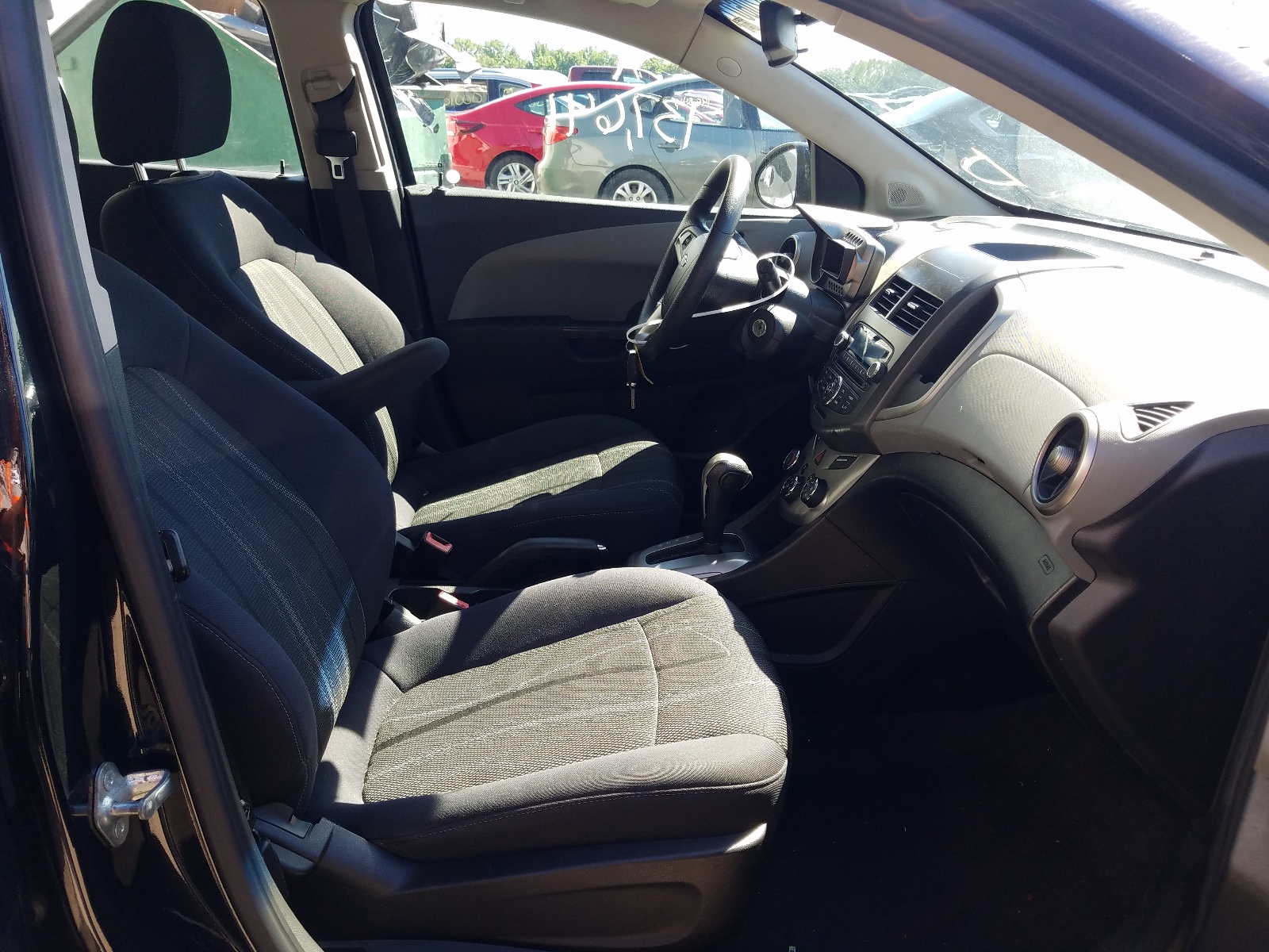 Photo 5 from auction – 2013 CHEVROLET SONIC LT with VIN 1G1JC6SG4D4124613