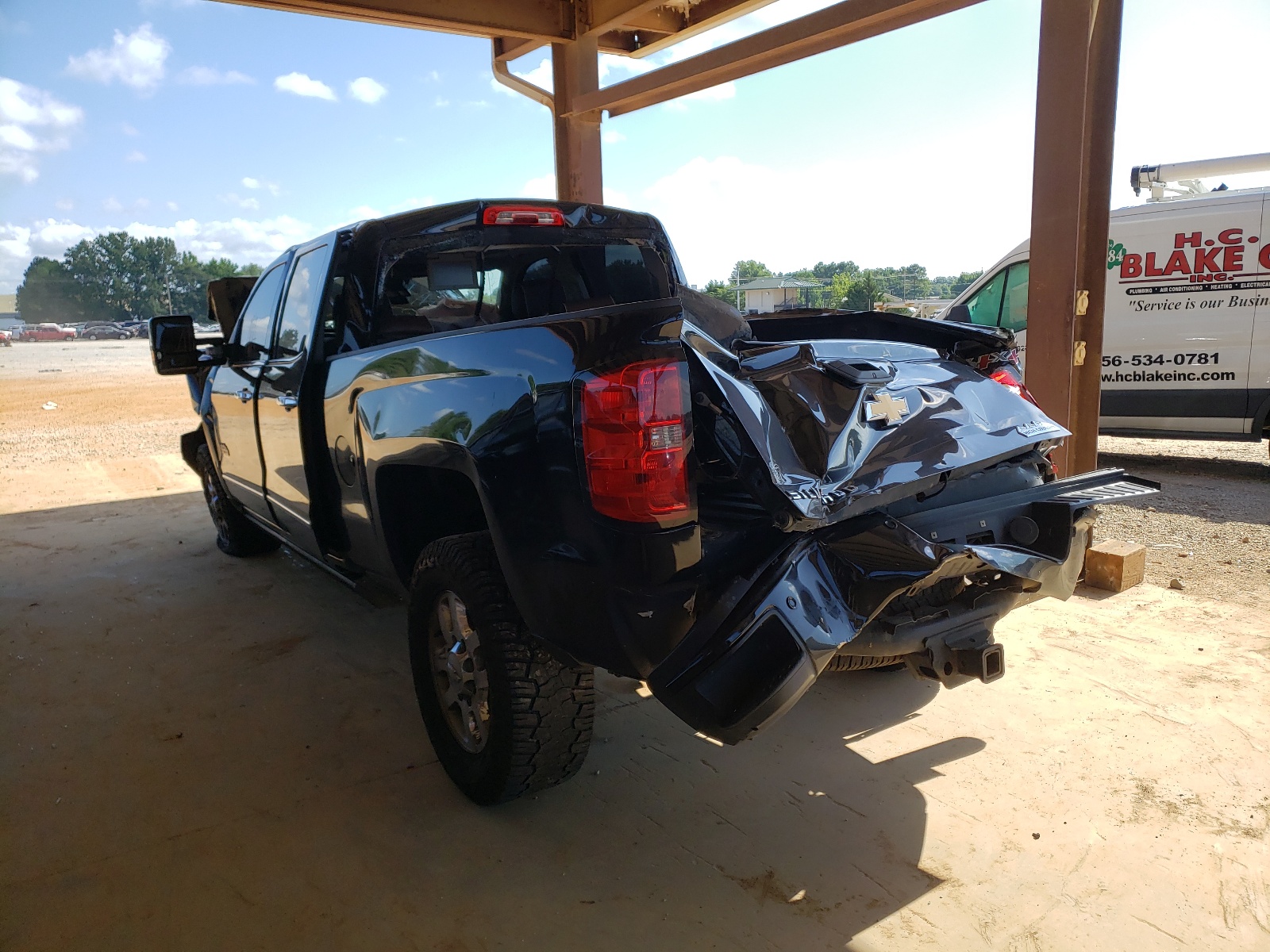 Photo 3 from auction – 2015 CHEVROLET SILVERADO with VIN 1GC4K1E84FF624390