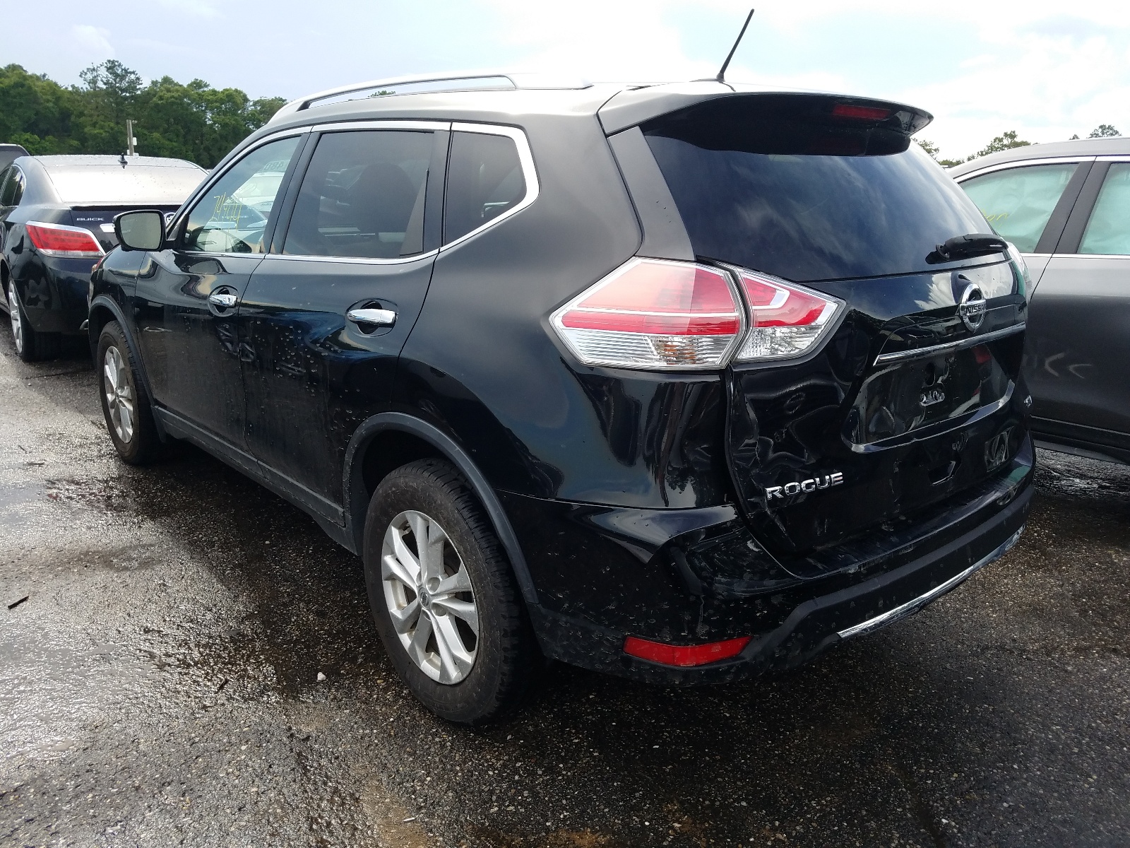 Photo 3 from auction – 2015 NISSAN ROGUE S with VIN KNMAT2MTXFP575542