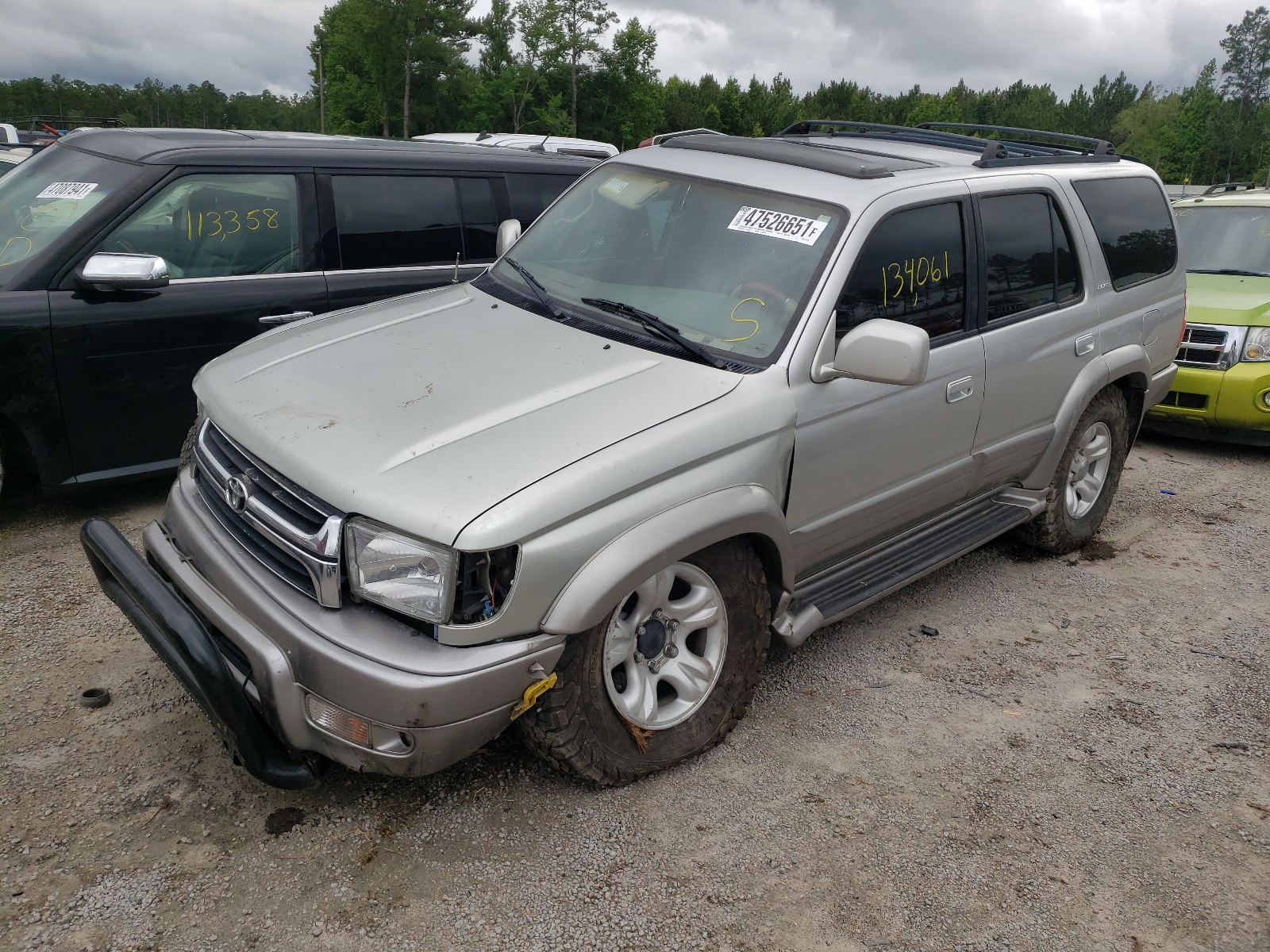 Photo 2 from auction – 2001 TOYOTA 4RUNNER LI with VIN JT3HN87R810337075