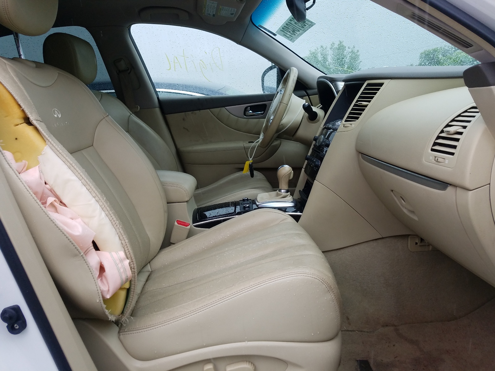 Photo 5 from auction – 2014 INFINITI QX70 with VIN JN8CS1MW1EM411052