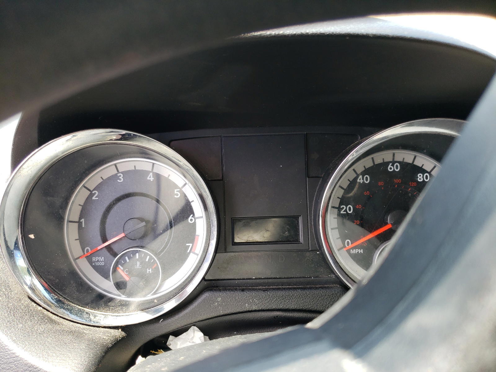 Photo 8 from auction – 2014 DODGE GRAND CARA with VIN 2C4RDGCG9ER128957