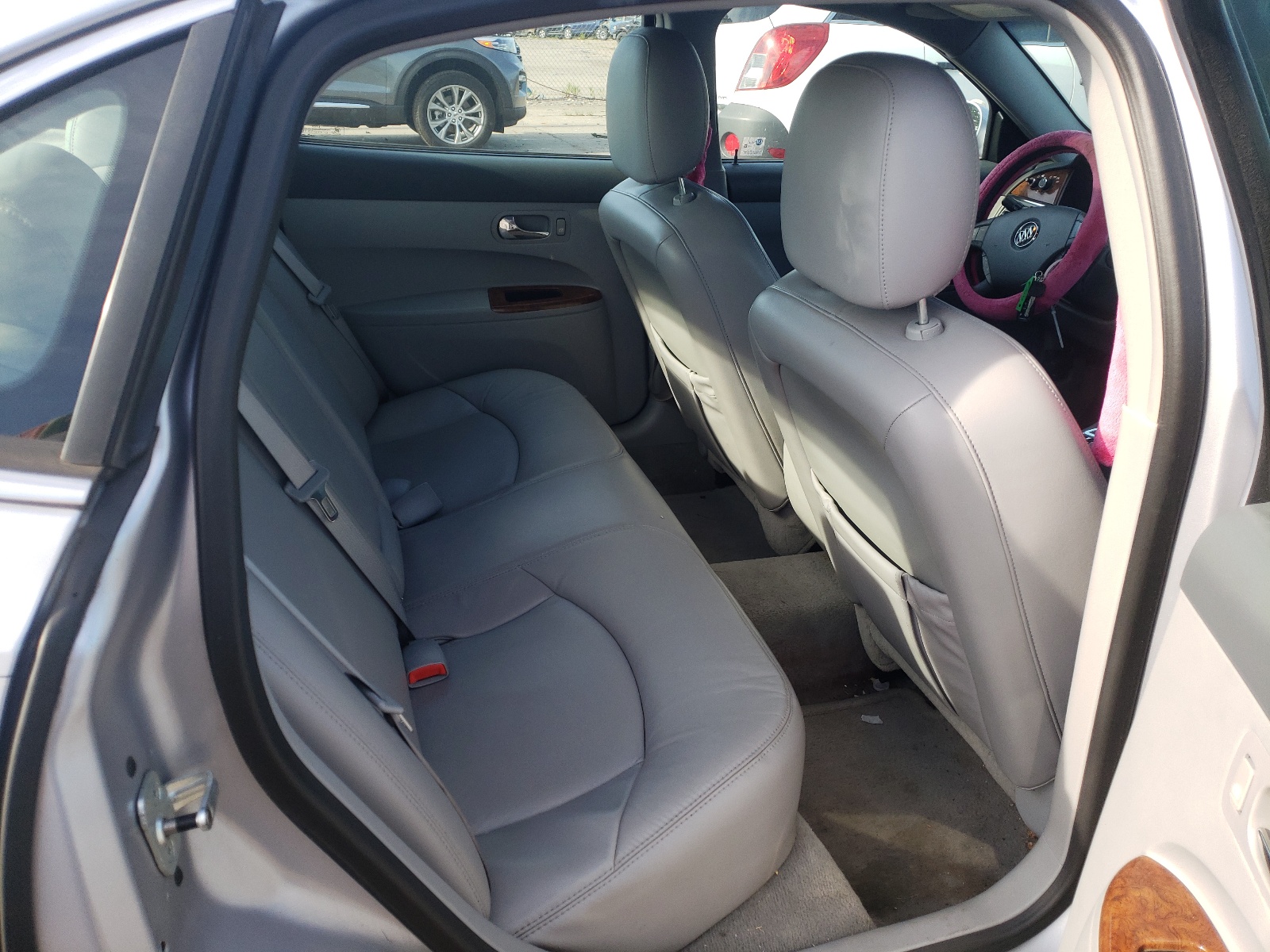 Photo 6 from auction – 2006 BUICK LACROSSE C with VIN 2G4WD582961227052