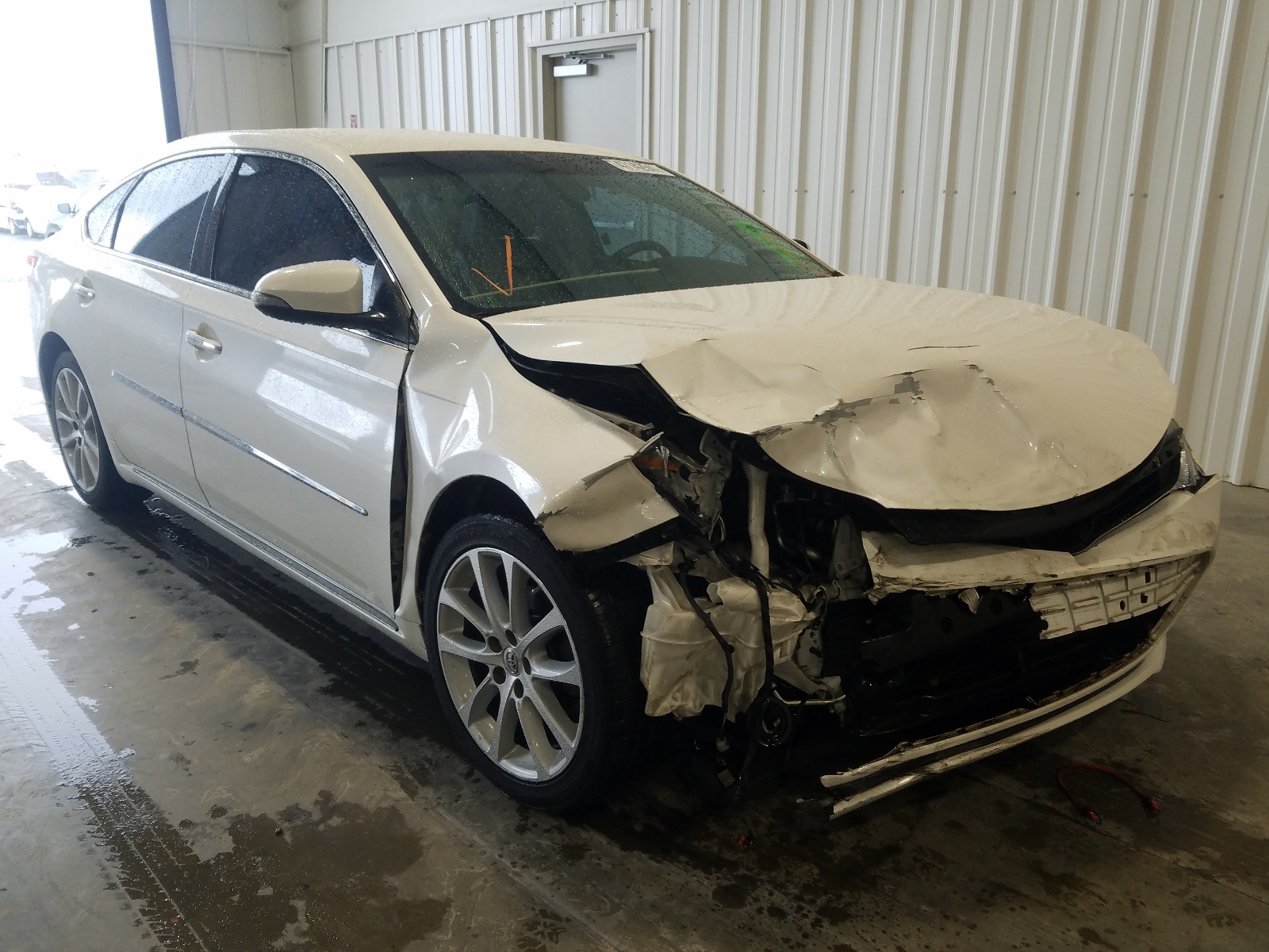 Photo 1 from auction – 2014 TOYOTA AVALON BAS with VIN 4T1BK1EB8EU101947