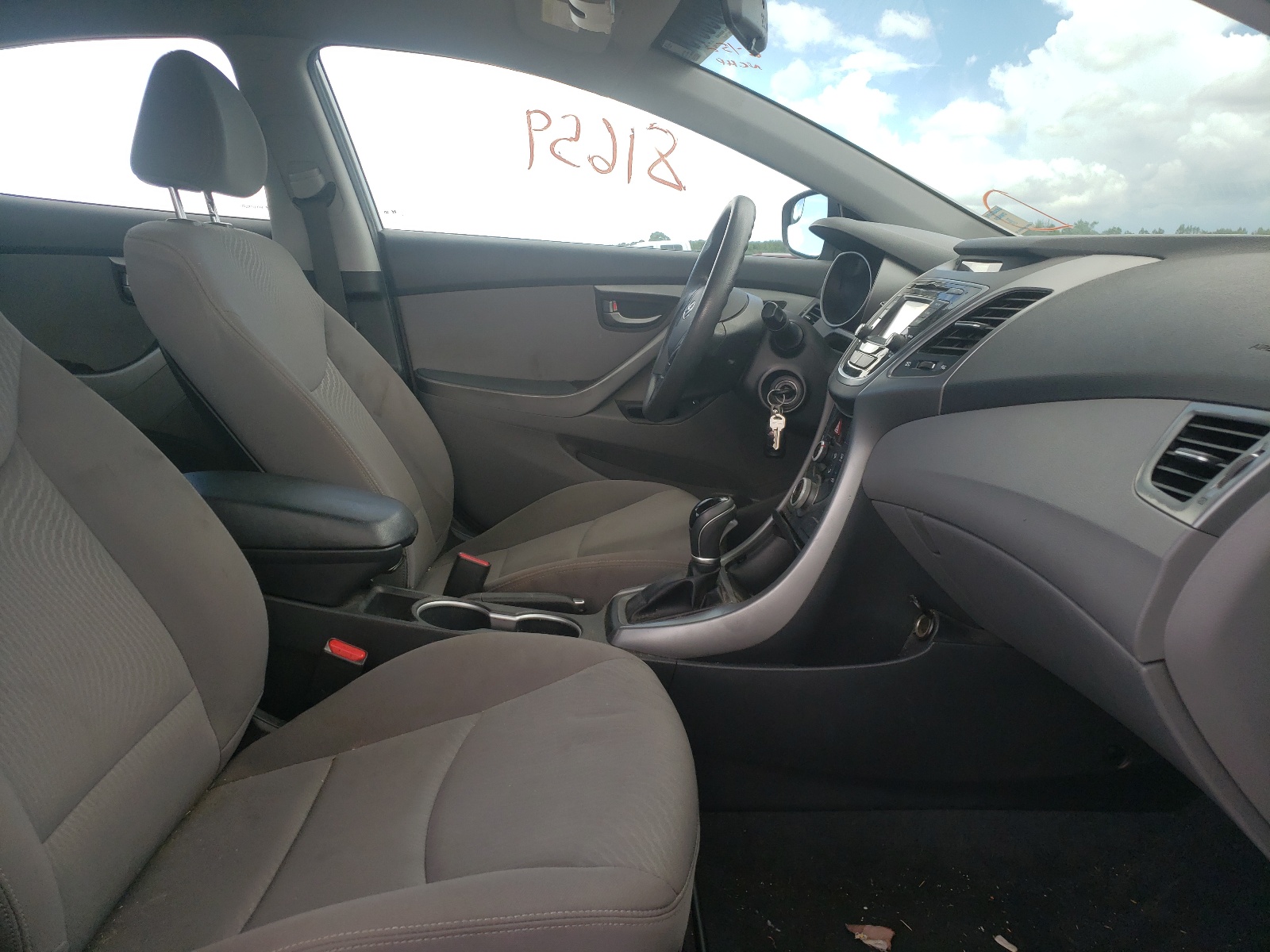 Photo 5 from auction – 2016 HYUNDAI ELANTRA SE with VIN KMHDH4AE3GU589832