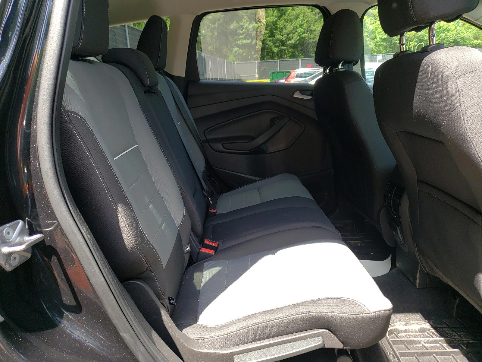 Photo 6 from auction – 2014 FORD ESCAPE SE with VIN 1FMCU0GX6EUC80717