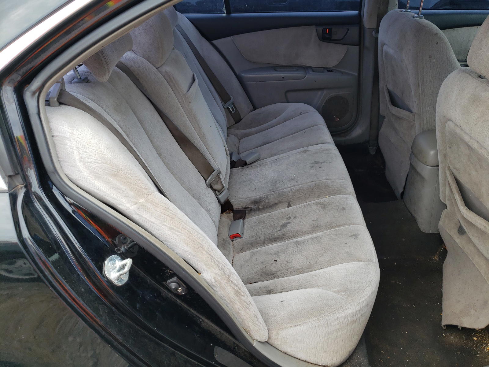 Photo 6 from auction – 2008 KIA OPTIMA LX with VIN KNAGE123085194117