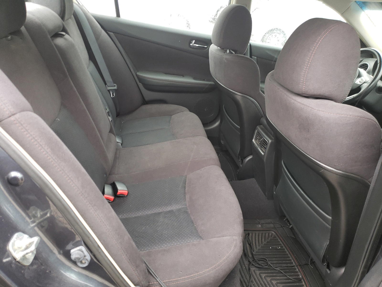 Photo 6 from auction – 2011 NISSAN MAXIMA S with VIN 1N4AA5AP5BC837862