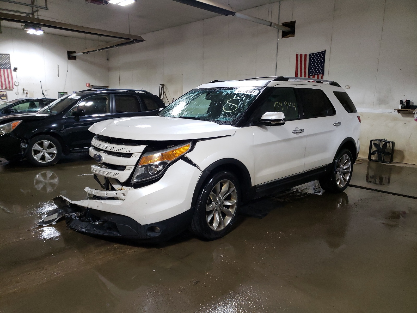 Foto 2 de la subasta – 2011 FORD EXPLORER L con VIN 1FMHK8F83BGA66881