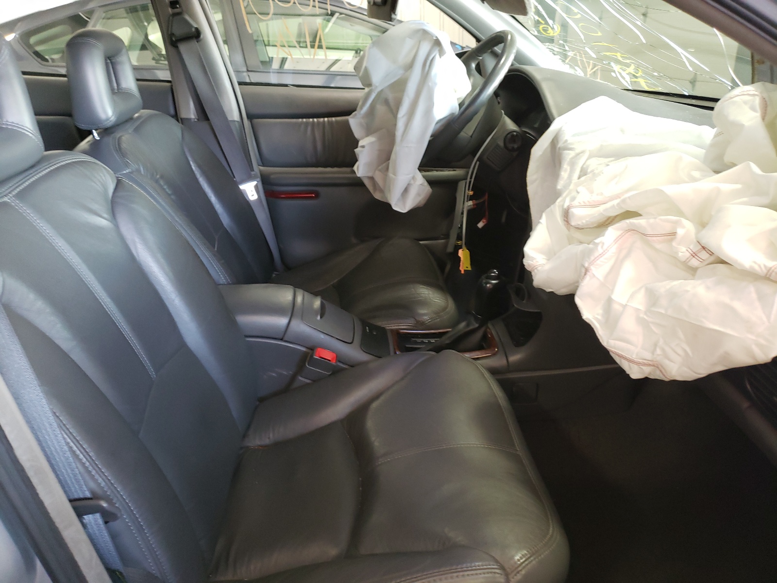 Photo 5 from auction – 2001 BUICK REGAL GS with VIN 2G4WF551X11317986