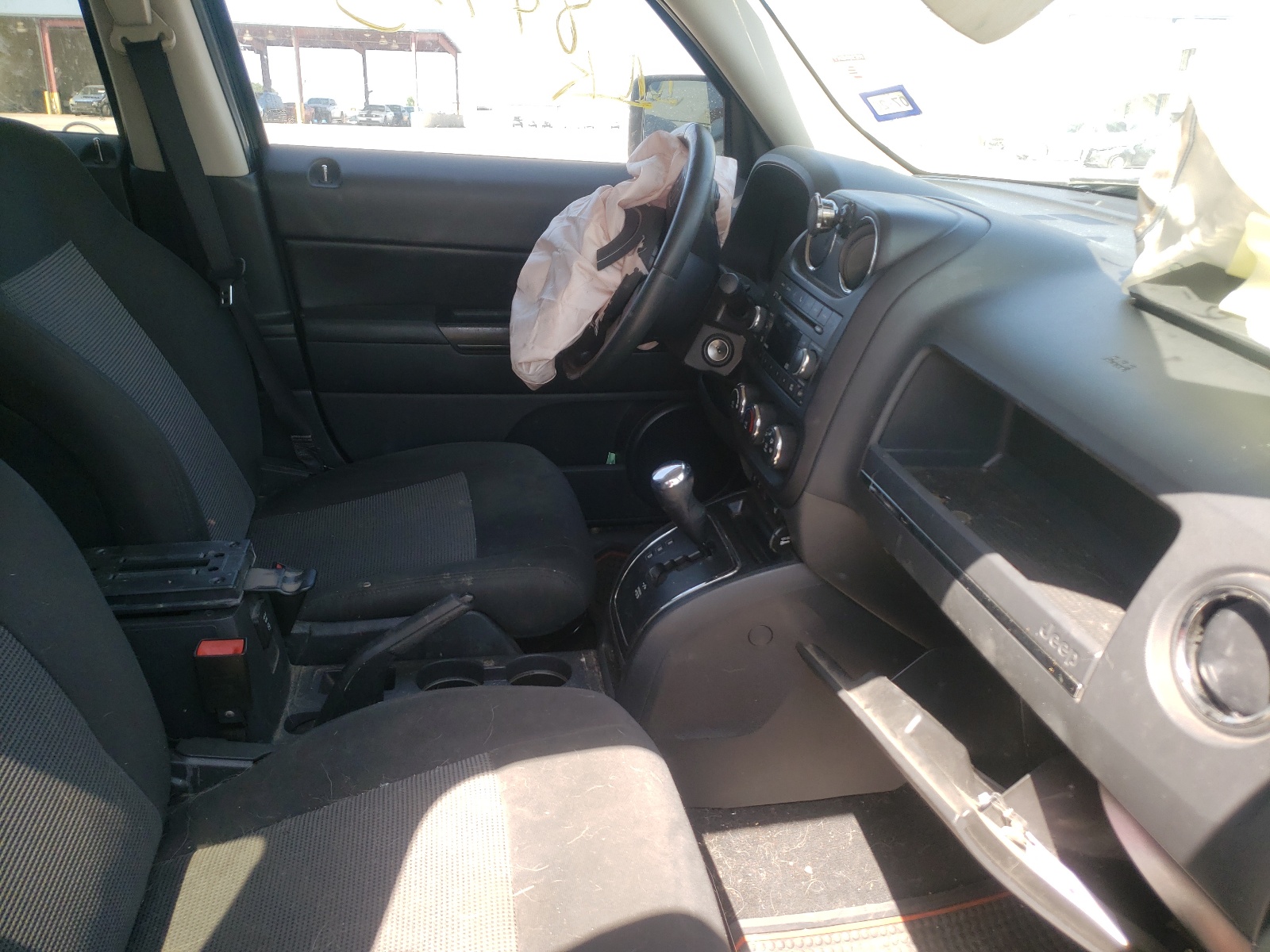 Zdjęcie 5 z aukcji – 2012 JEEP PATRIOT LA z VIN 1C4NJPFB7CD631670