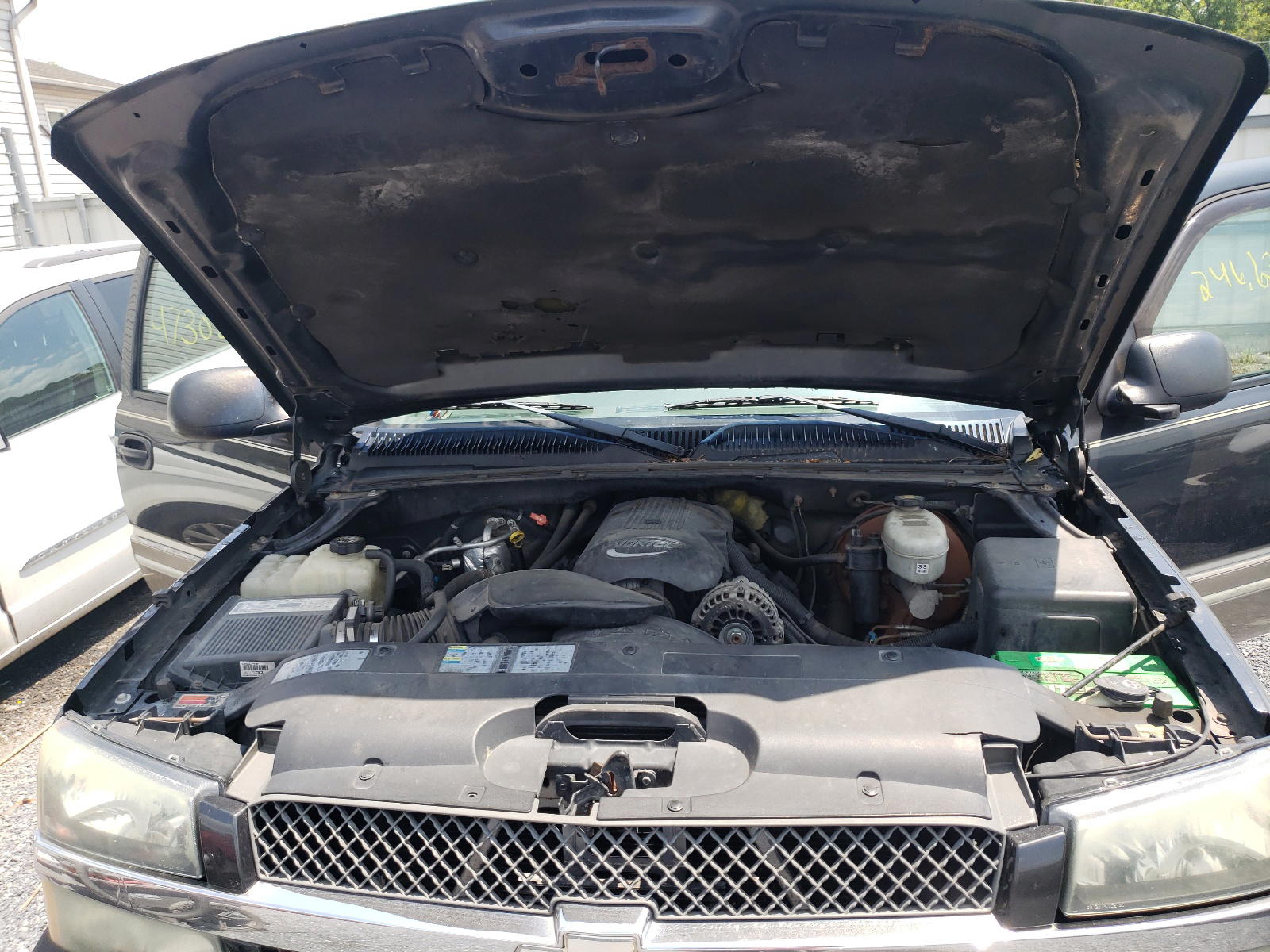 Photo 7 from auction – 2003 CHEVROLET SILVERADO with VIN 2GCEK19T631223820