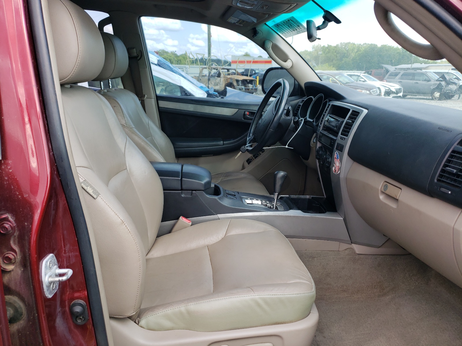 Photo 5 from auction – 2006 TOYOTA 4RUNNER SR with VIN JTEZU14R668063474