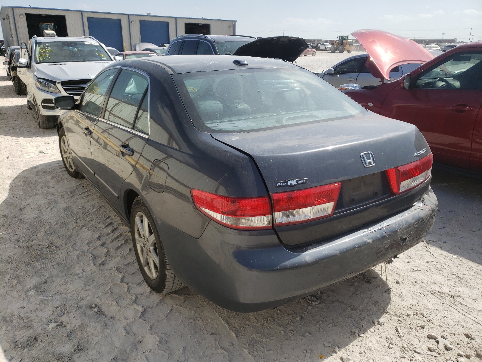 Photo 3 from auction – 2004 HONDA ACCORD with VIN 1HGCM66514A047420
