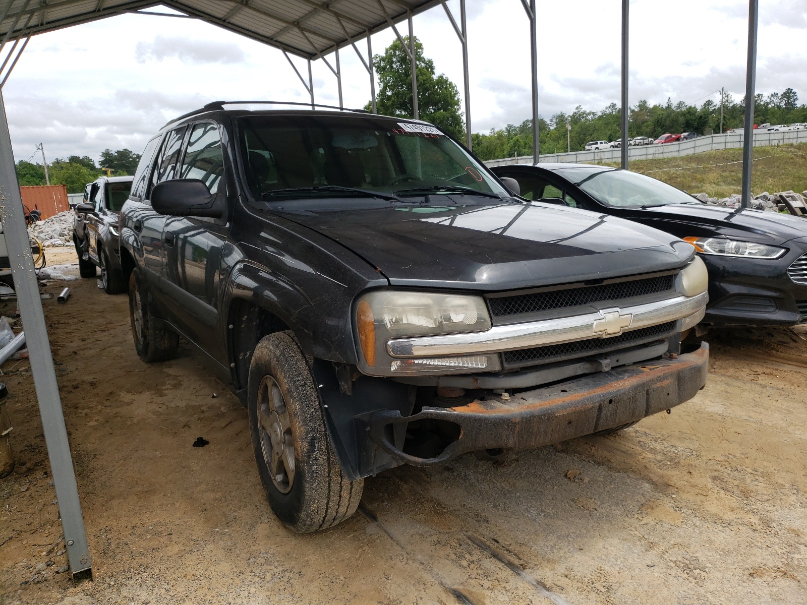 صورة رقم 1 من المزاد - 2005 CHEVROLET TRAILBLAZE مع VIN 1GNDS13S852189367