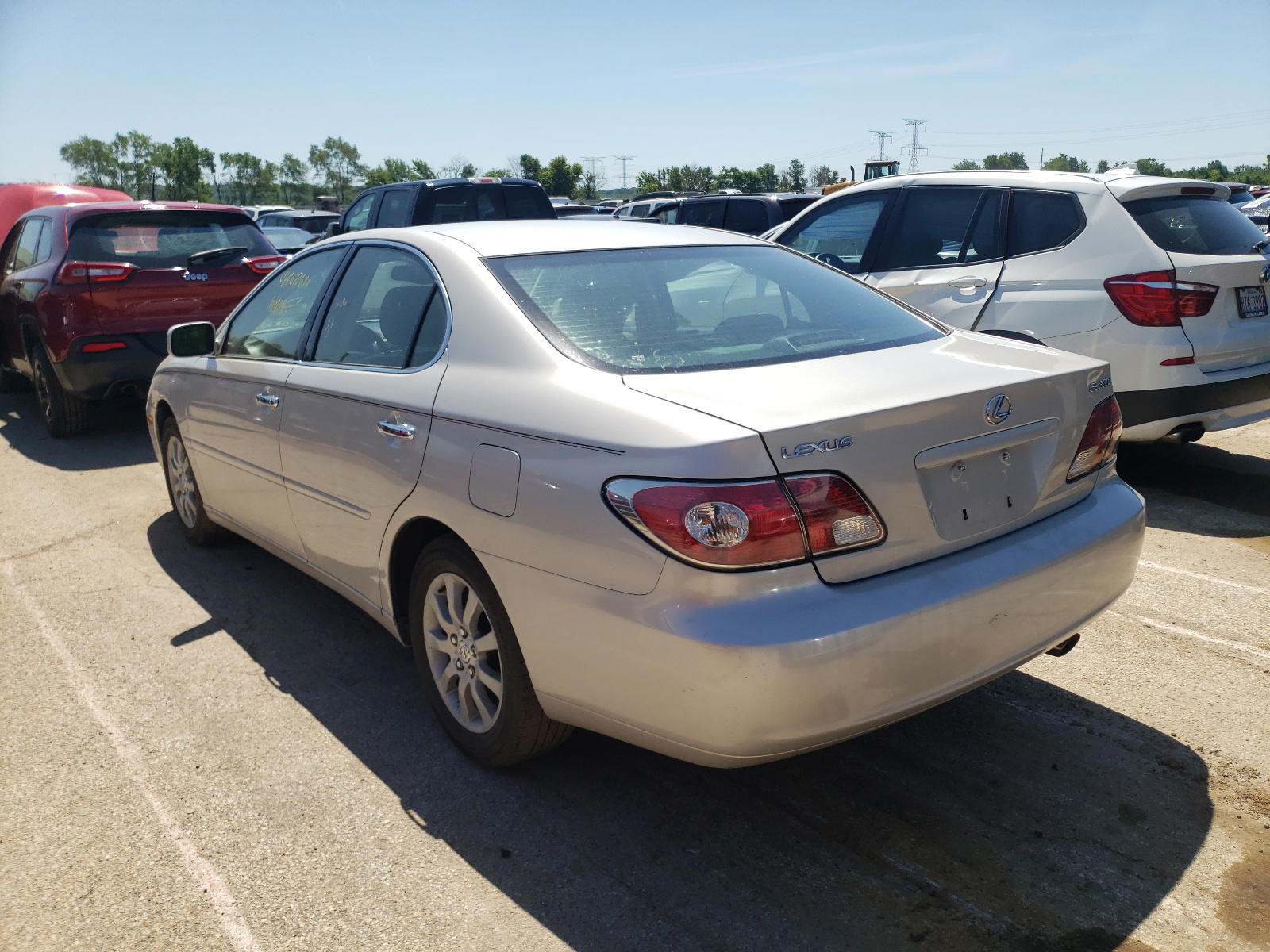 Photo 3 from auction – 2002 LEXUS ES 300 with VIN JTHBF30GX20024457