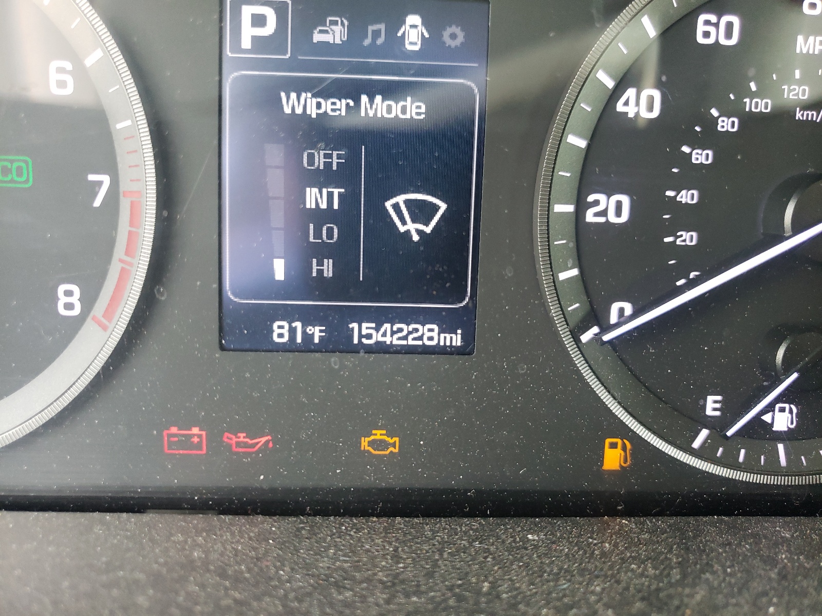 Photo 8 from auction – 2015 HYUNDAI SONATA SE with VIN 5NPE24AF8FH230651