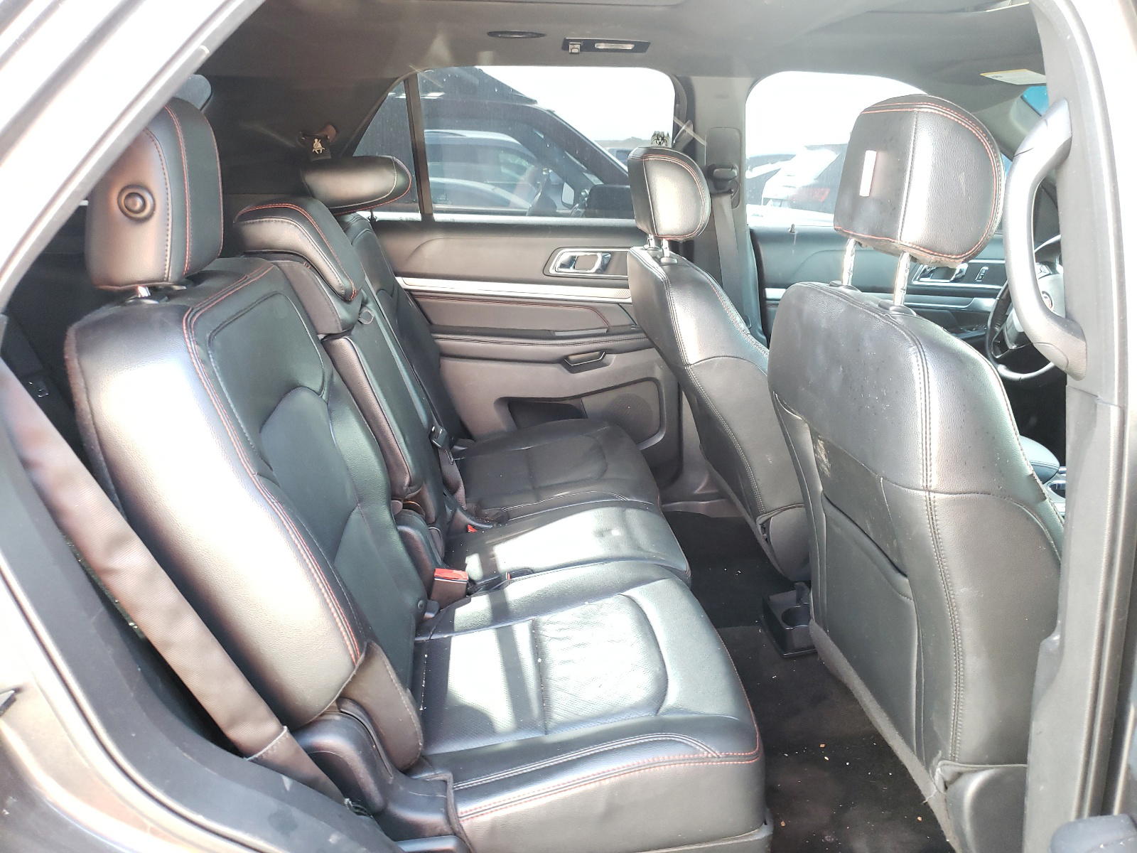 Photo 6 from auction – 2016 FORD EXPLORER S with VIN 1FM5K8GT8GGB05431