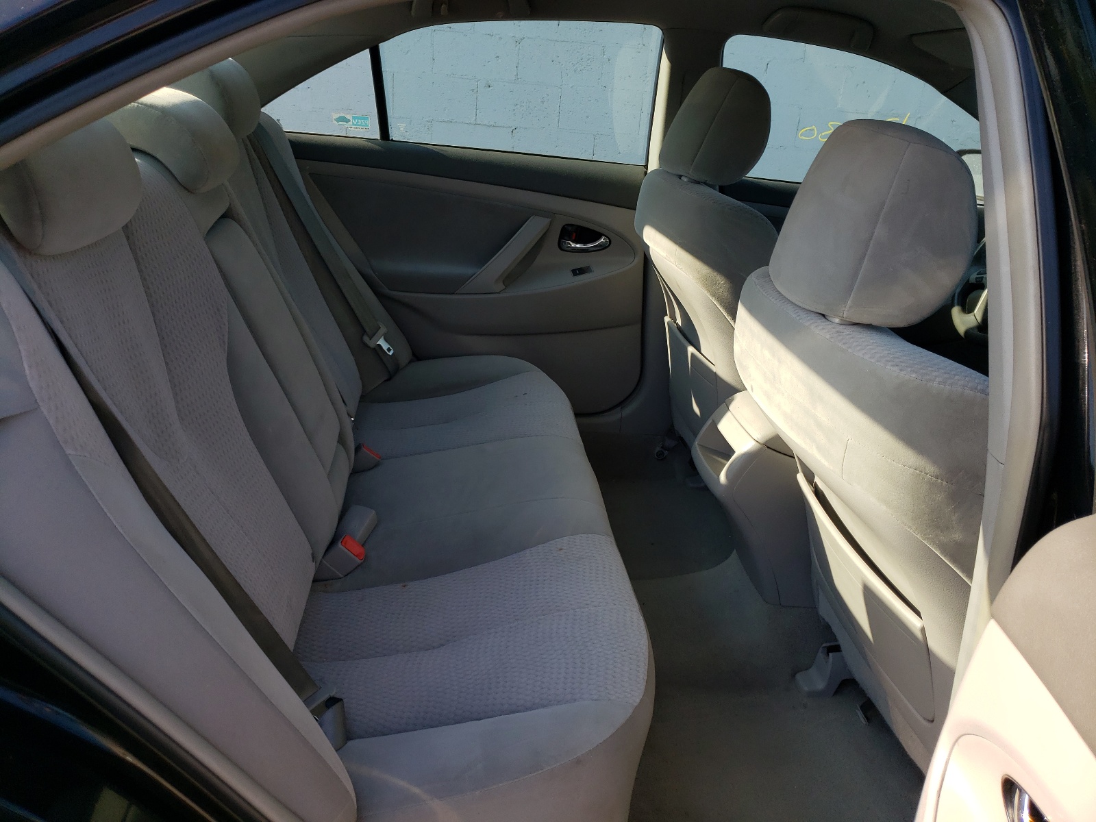 Photo 6 from auction – 2010 TOYOTA CAMRY BASE with VIN 4T1BF3EKXAU553912