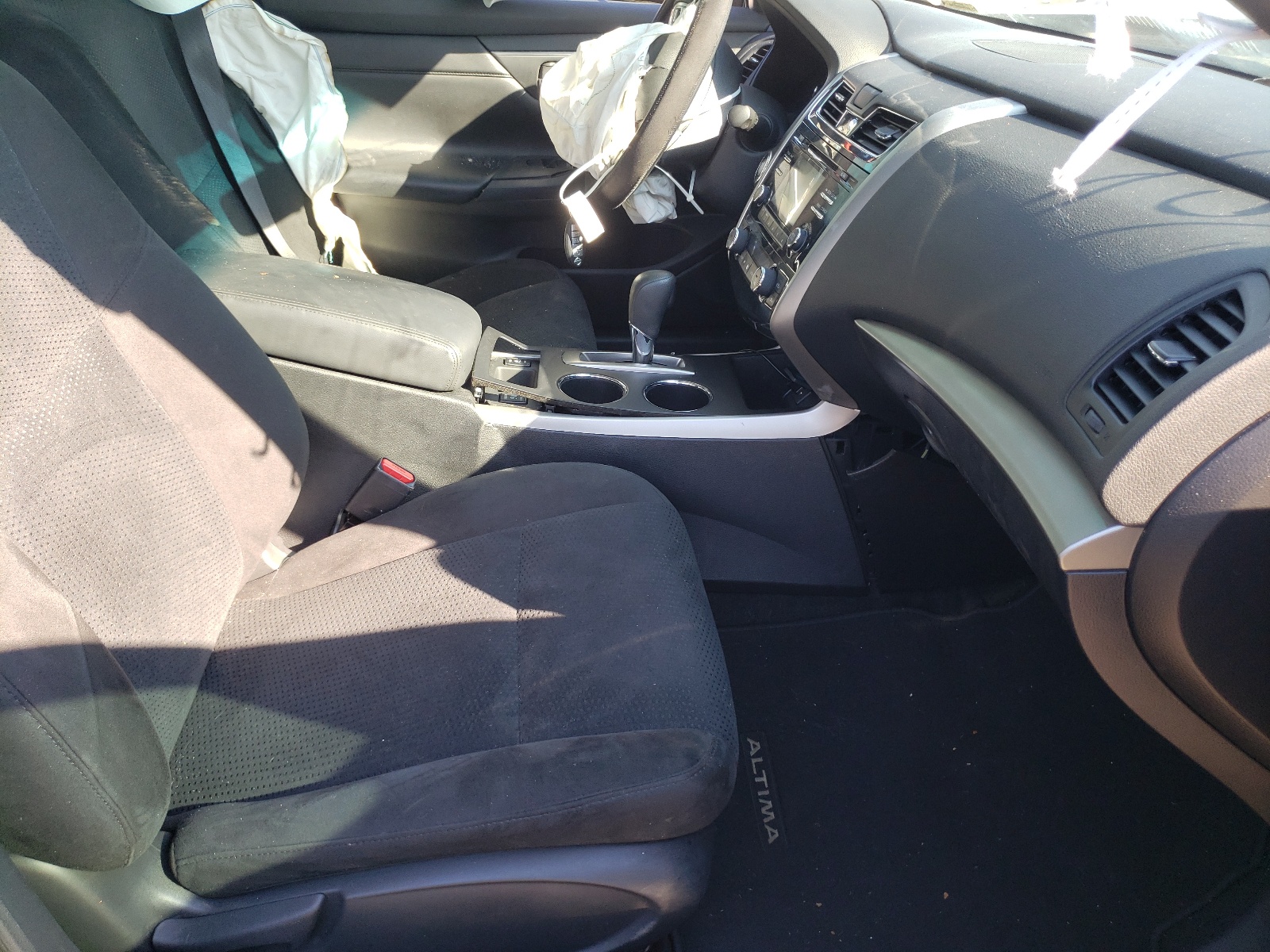 Photo 5 from auction – 2015 NISSAN ALTIMA 2.5 with VIN 1N4AL3AP5FC455271