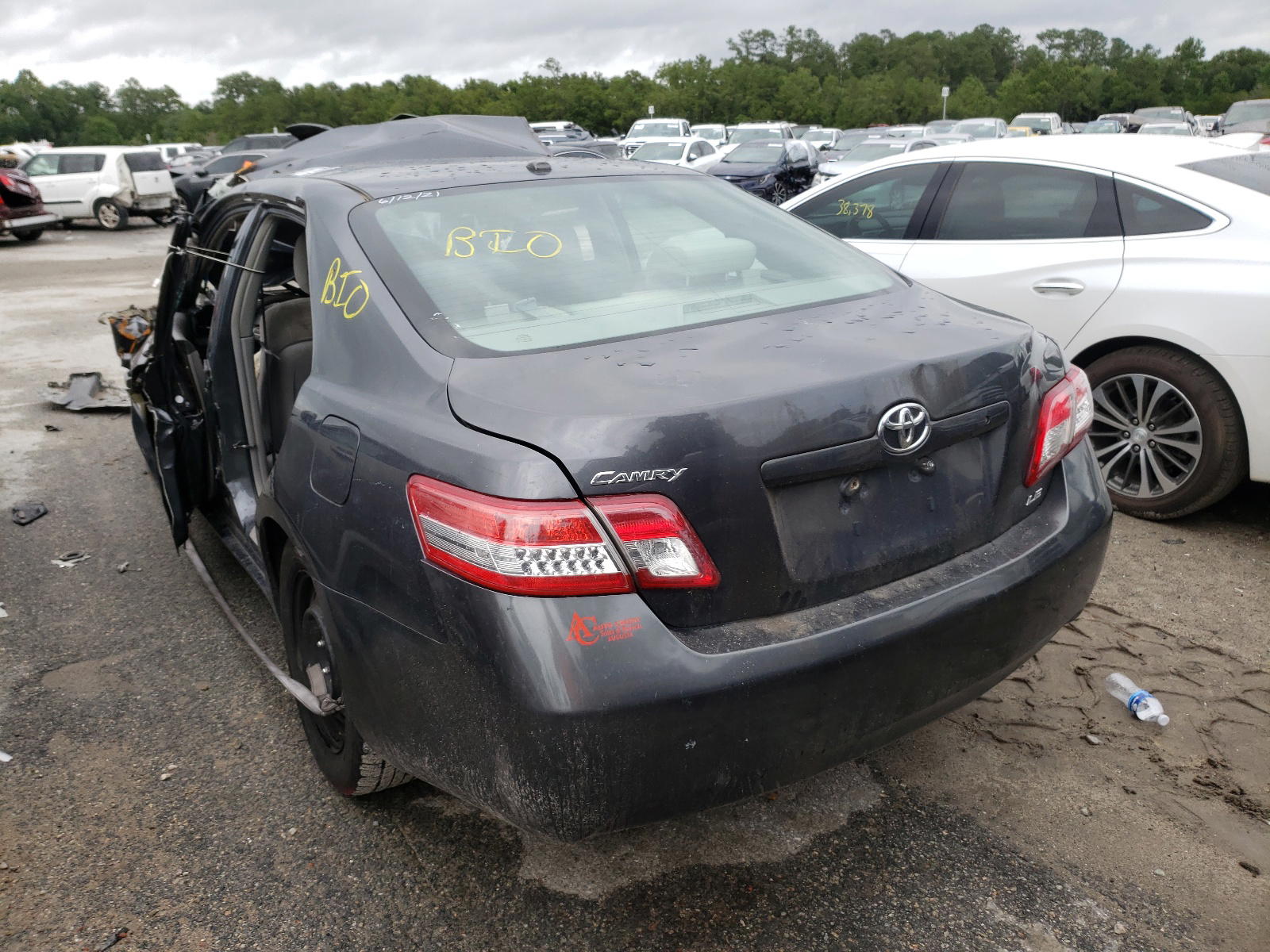 Photo 3 from auction – 2010 TOYOTA CAMRY BASE with VIN 4T1BF3EK6AU095477