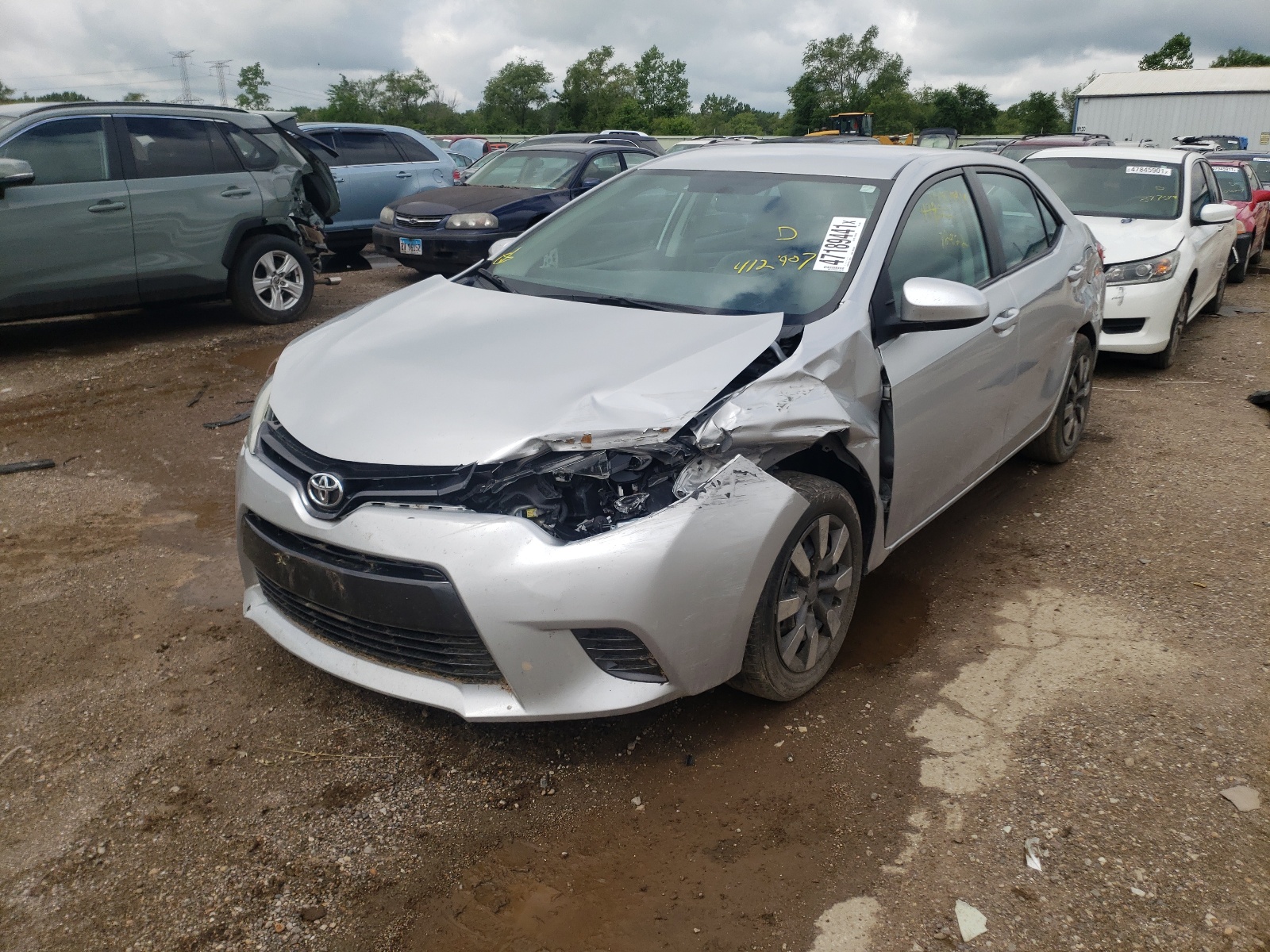Zdjęcie 2 z aukcji – 2016 TOYOTA COROLLA L z VIN 5YFBURHE2GP412907