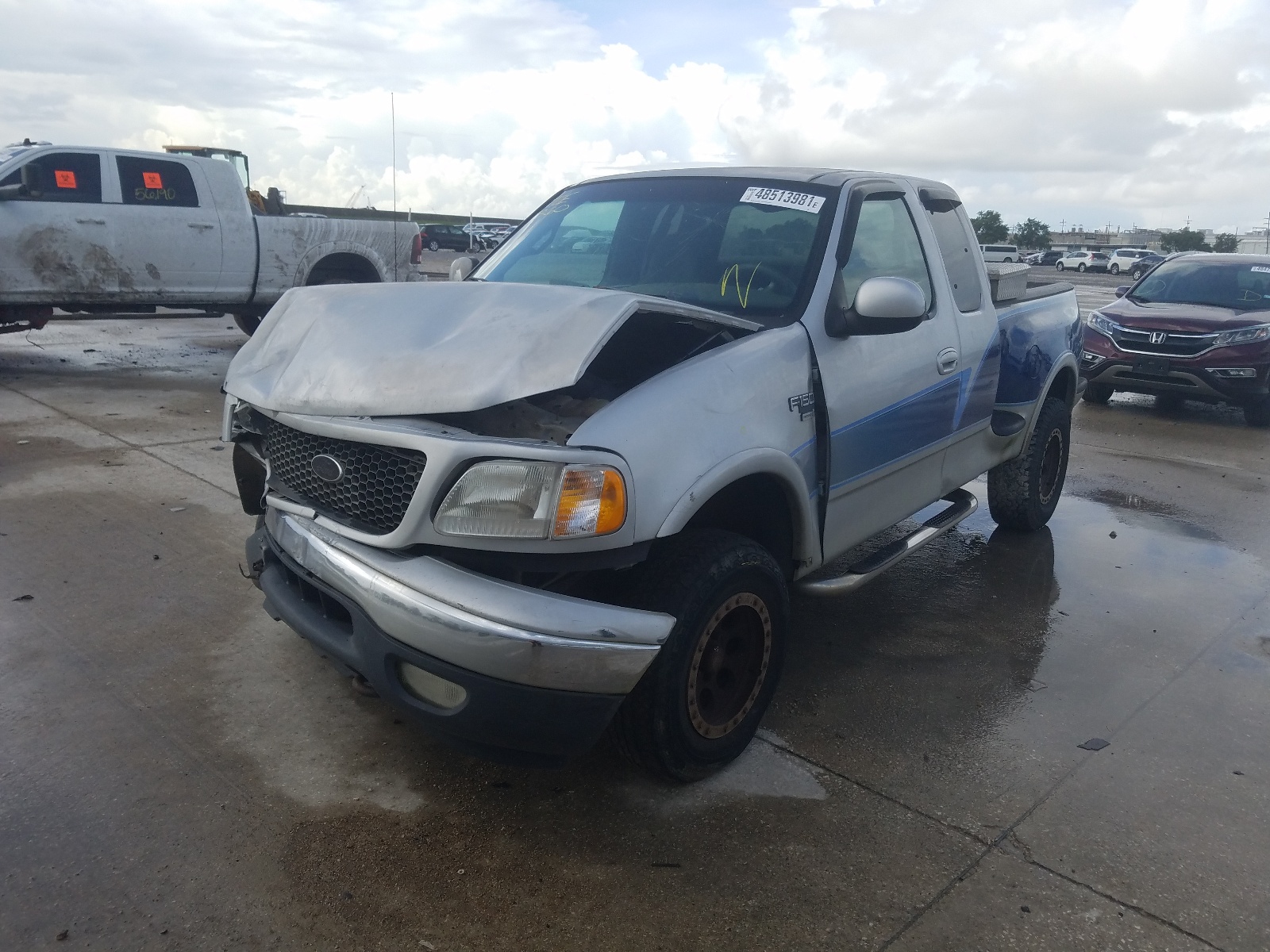 Photo 2 from auction – 2001 FORD F-150 with VIN 1FTRX08W41KE95983