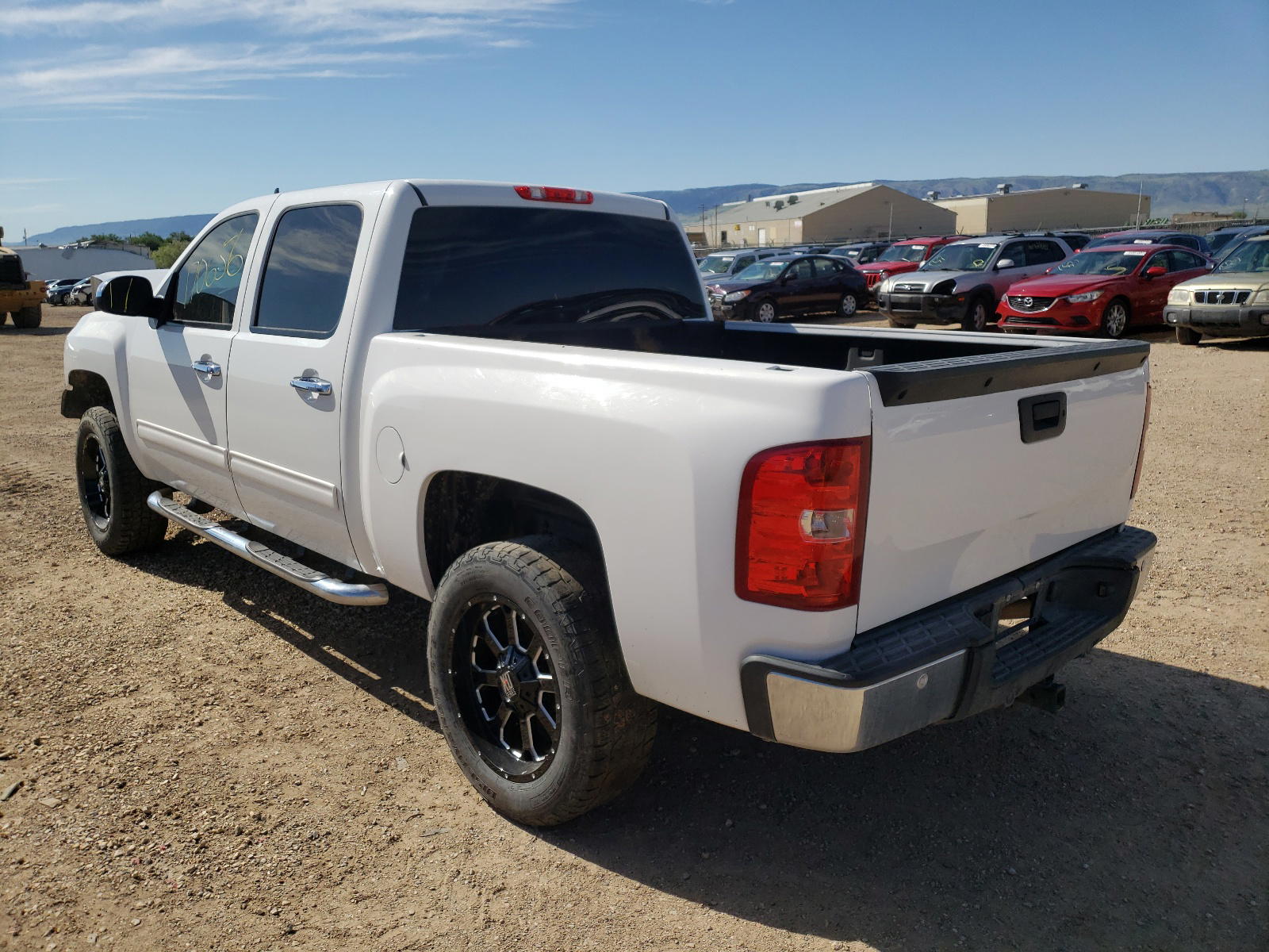 Photo 3 from auction – 2011 CHEVROLET SILVERADO with VIN 3GCPKSE32BG245260
