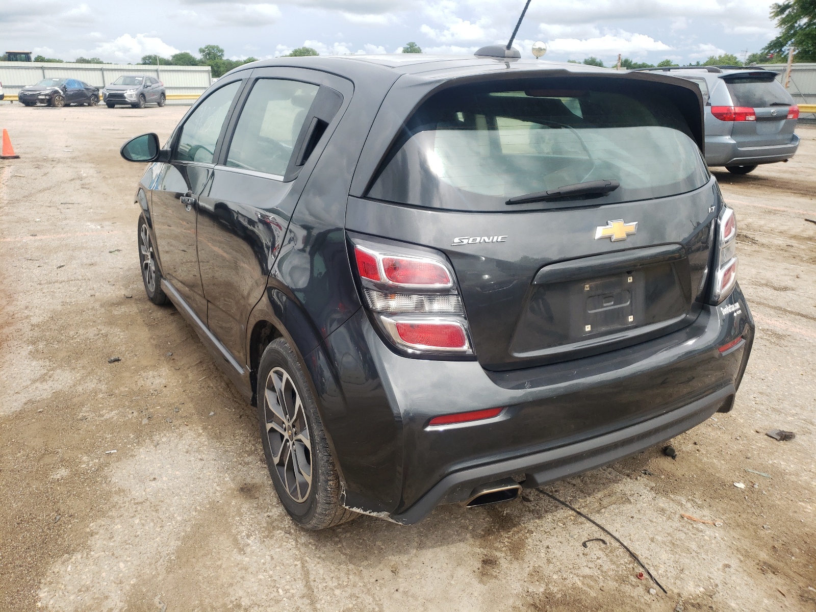 Photo 3 from auction – 2017 CHEVROLET SONIC LT with VIN 1G1JD6SH9H4130483