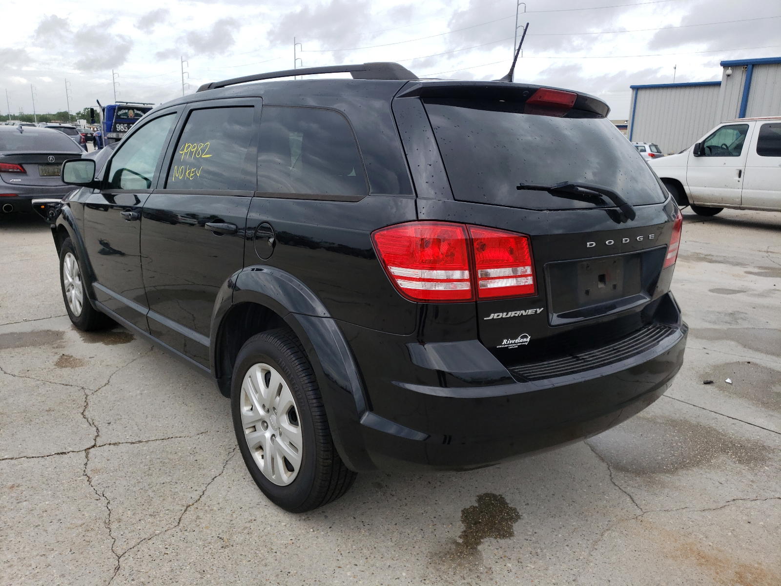 Photo 3 from auction – 2017 DODGE JOURNEY SE with VIN 3C4PDCAB7HT605068